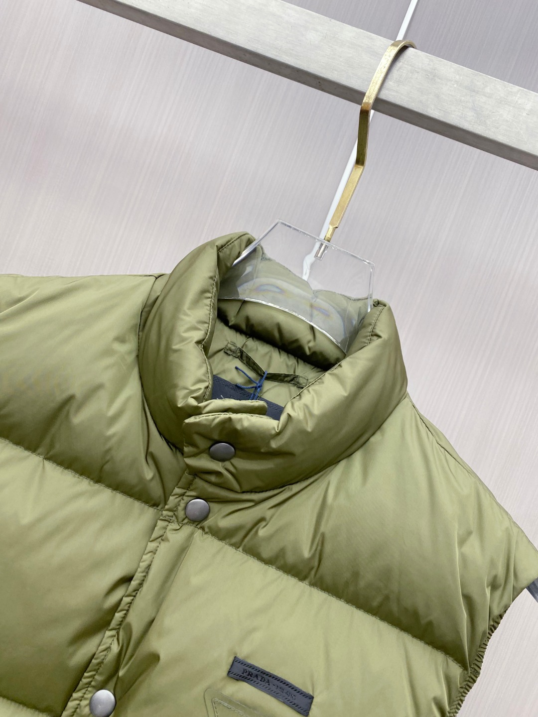 Prada Down Vest White Duck Down 56