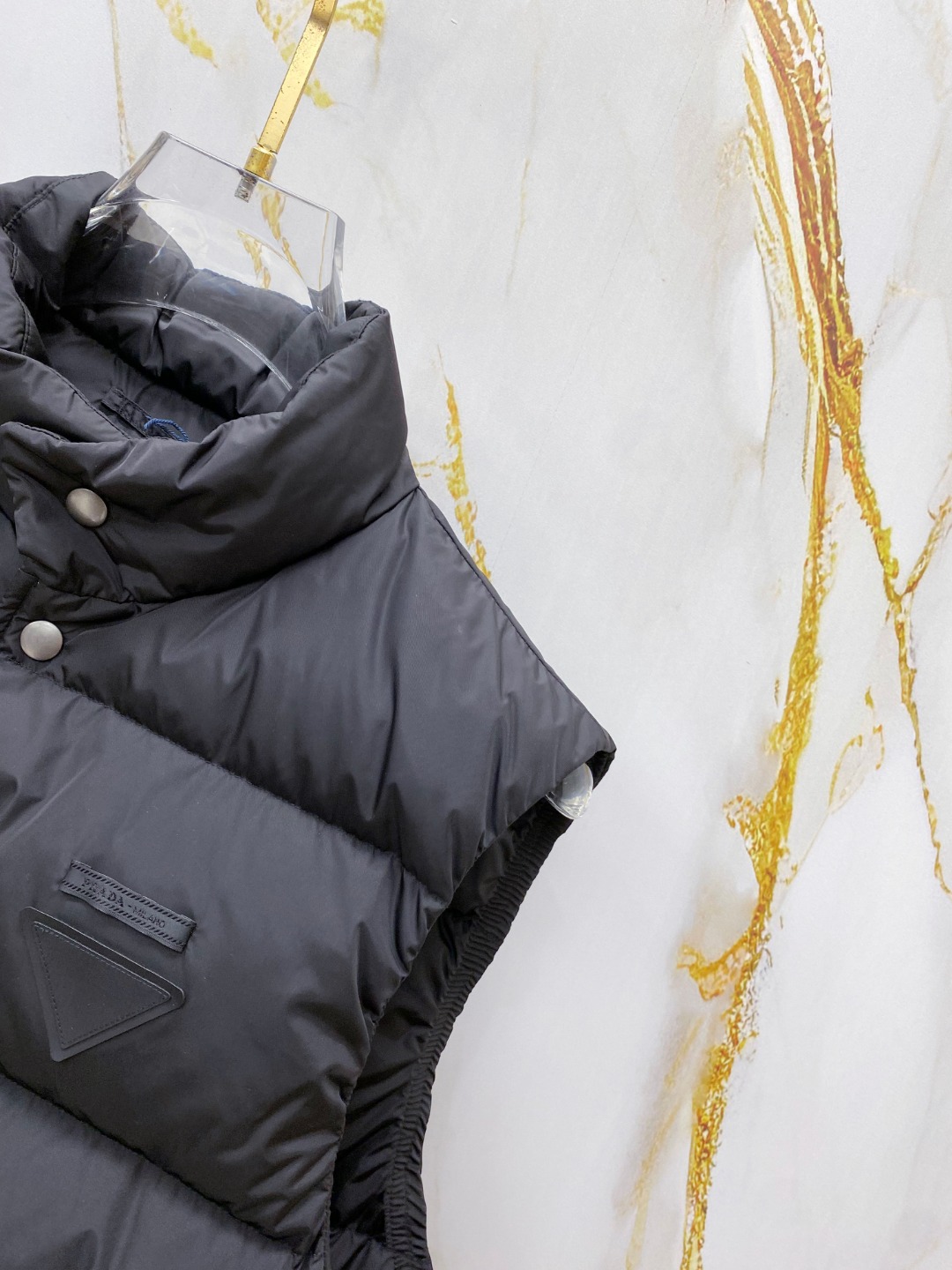 Prada Down Vest White Duck Down 56
