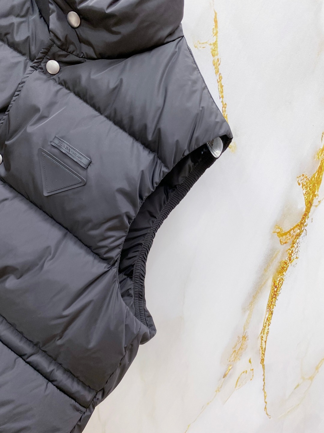 Prada Down Vest White Duck Down 56