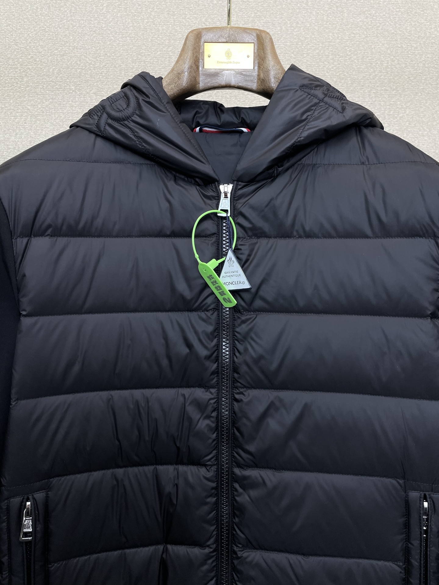 Moncler Down Jacket Hooded M-l-xl