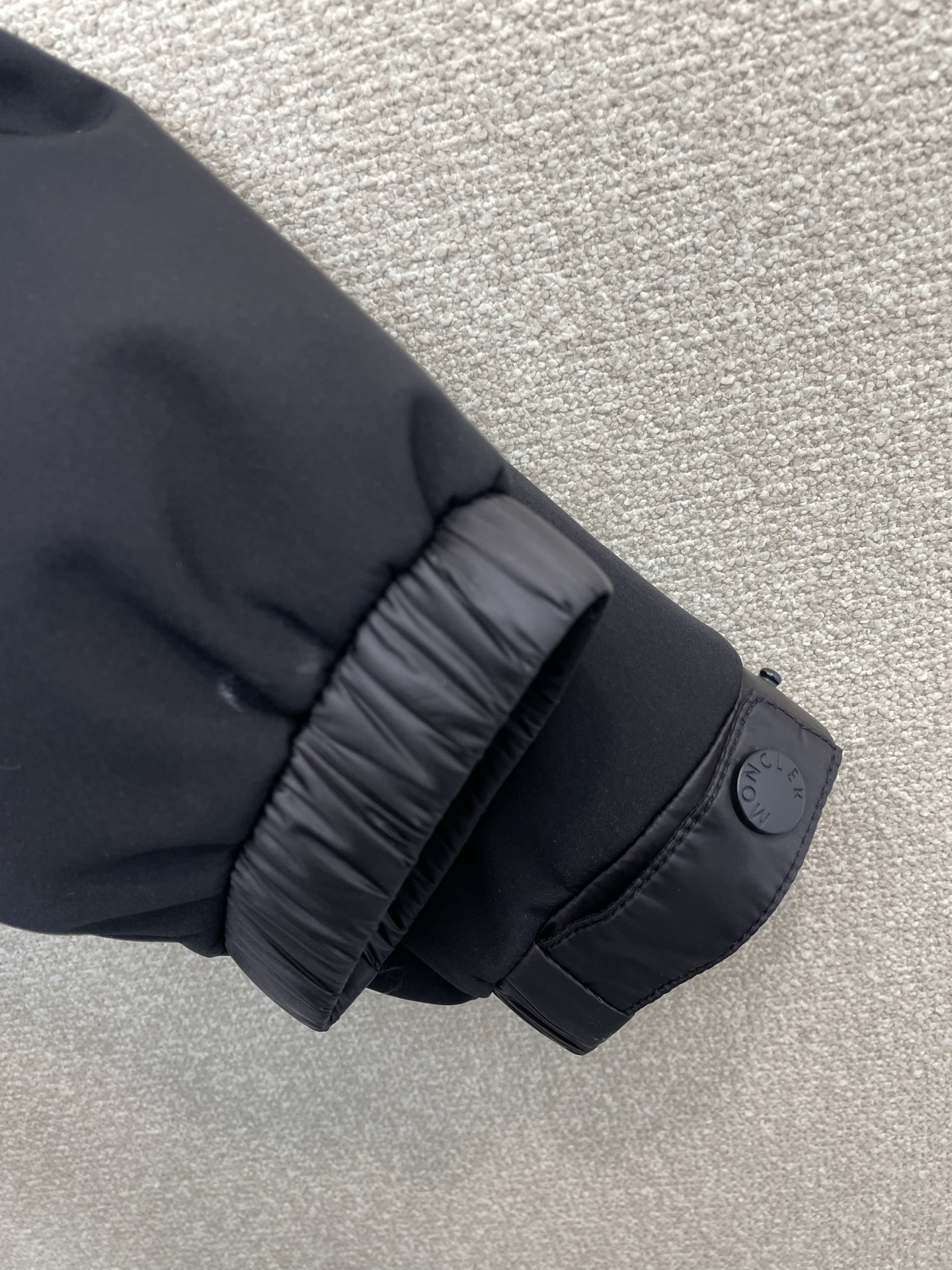 Moncler Down Jacket Hooded M-l-xl