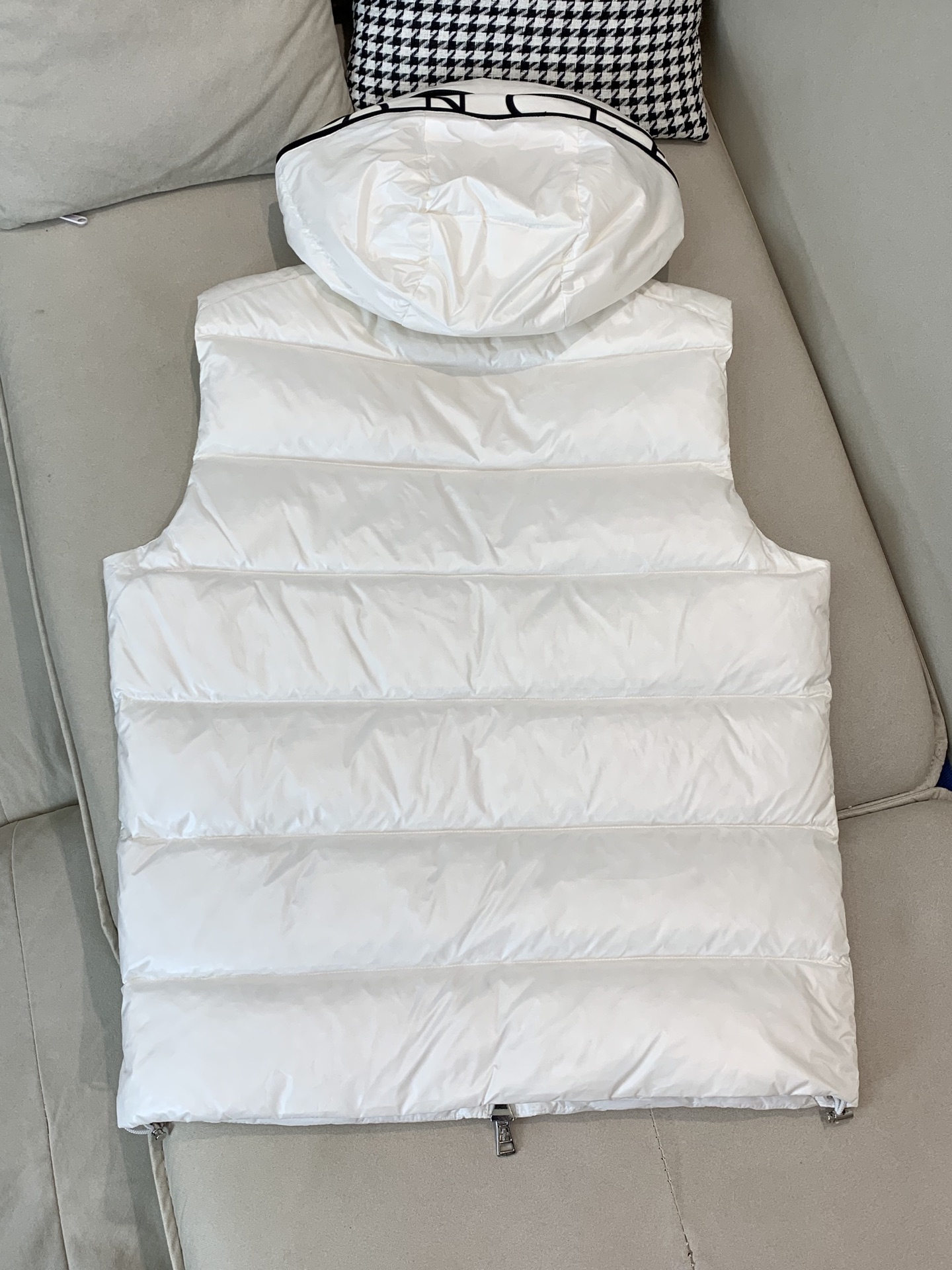 Moncler Down Vest Black Hooded M-l