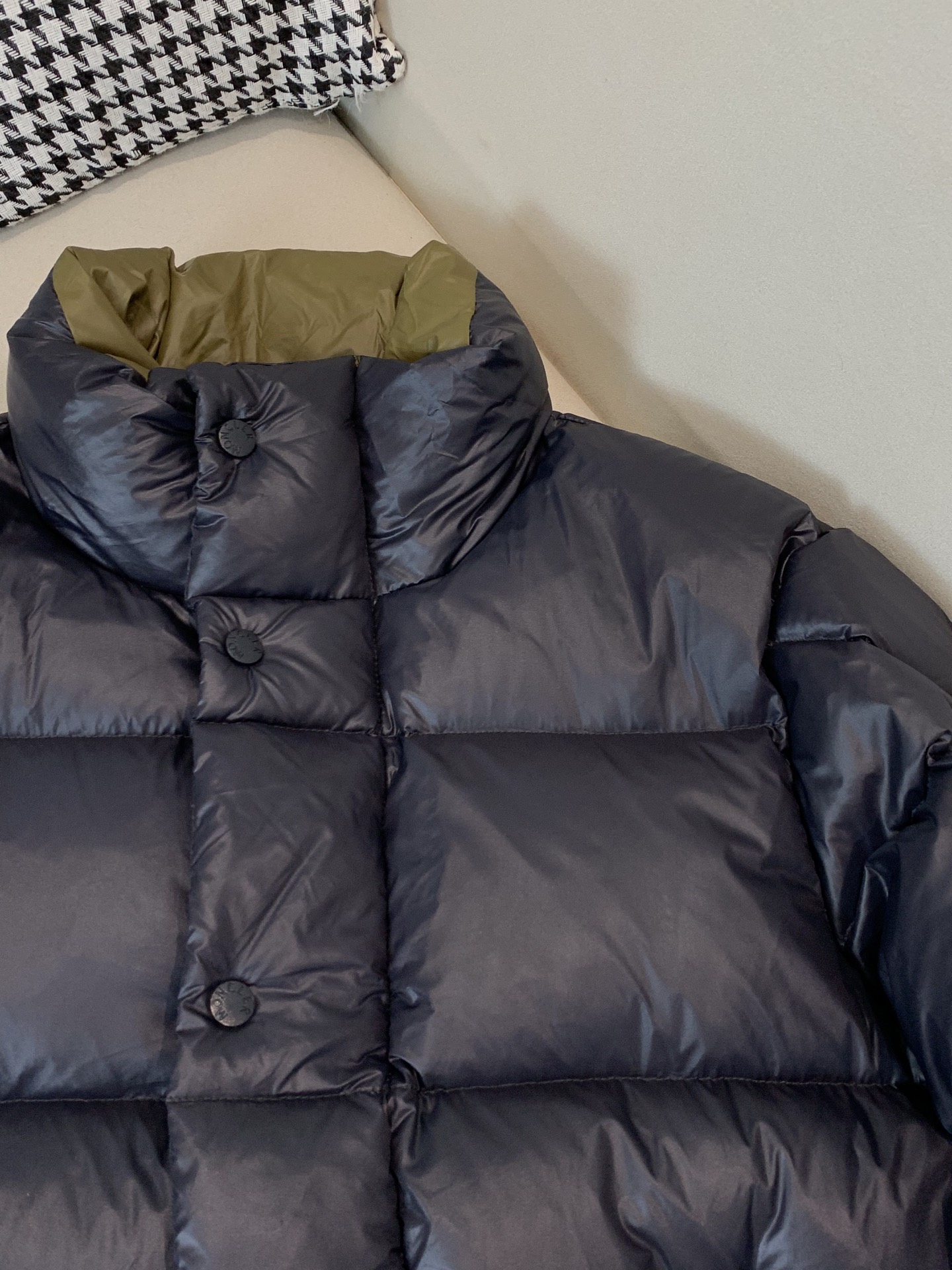 Moncler Male Down Jacket White Duck Down Black Hooded S-m-l