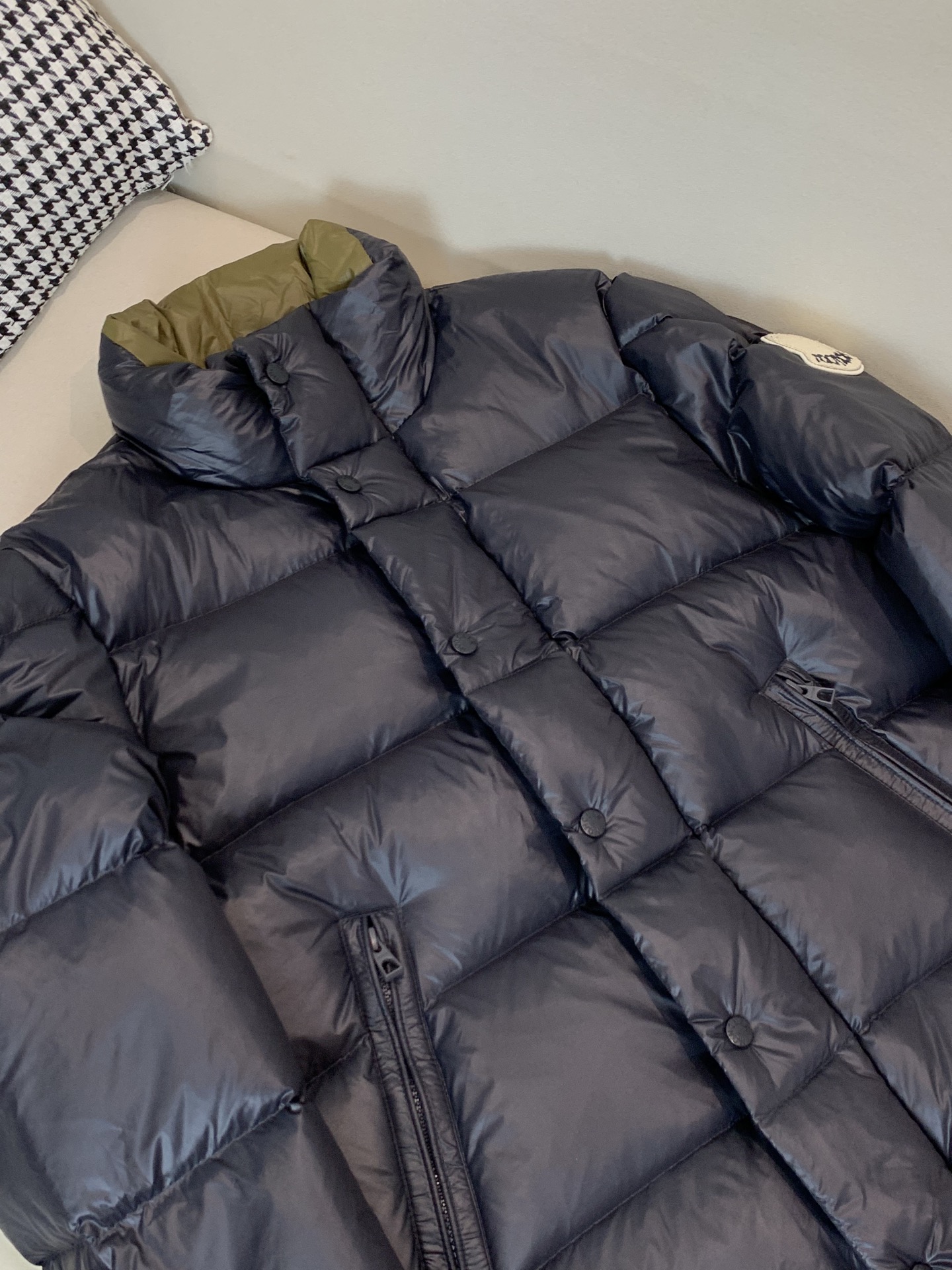 Moncler Male Down Jacket White Duck Down Black Hooded S-m-l