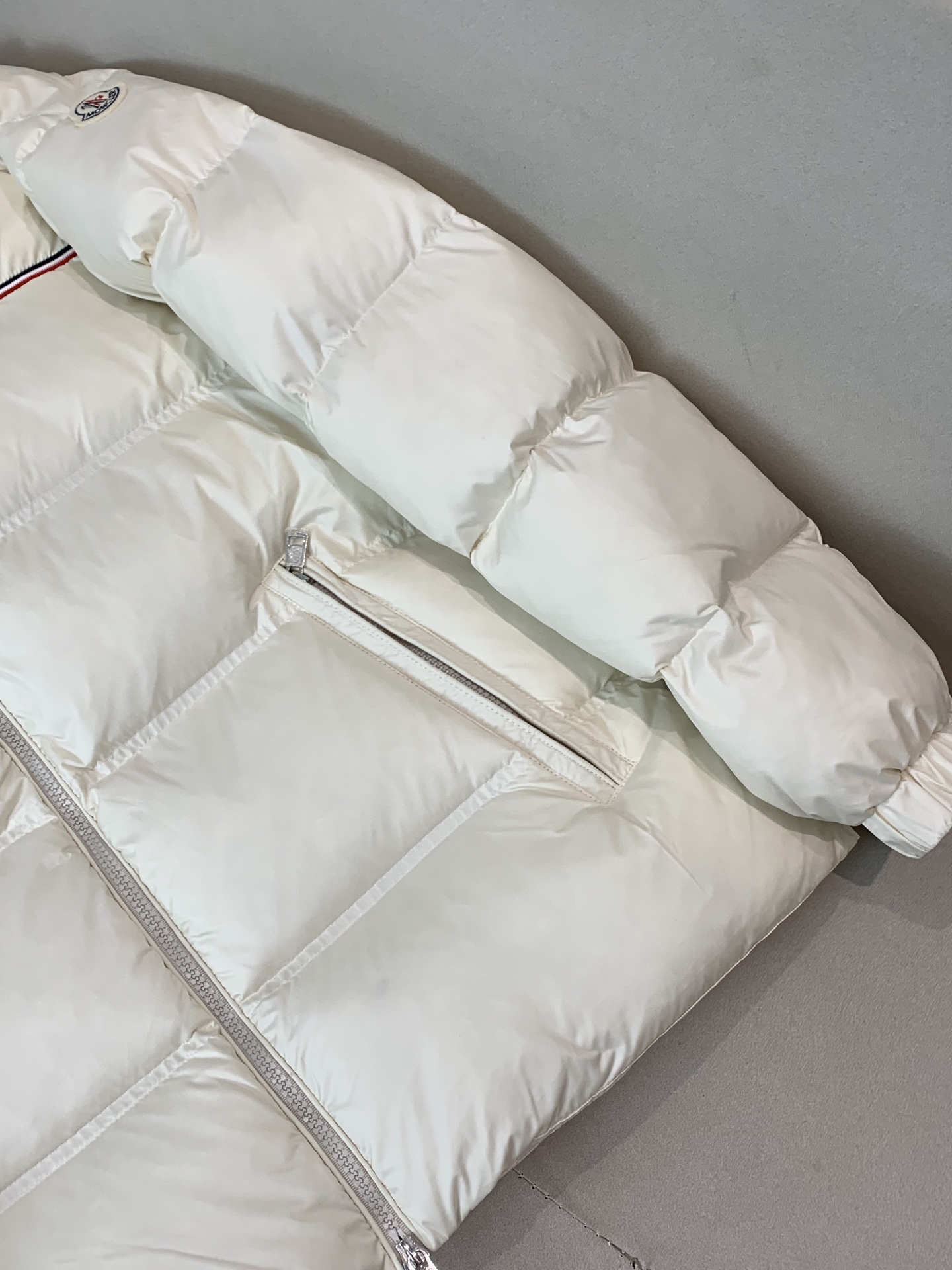 Moncler Male Down Jacket White Duck Down Black Hooded S-m-l