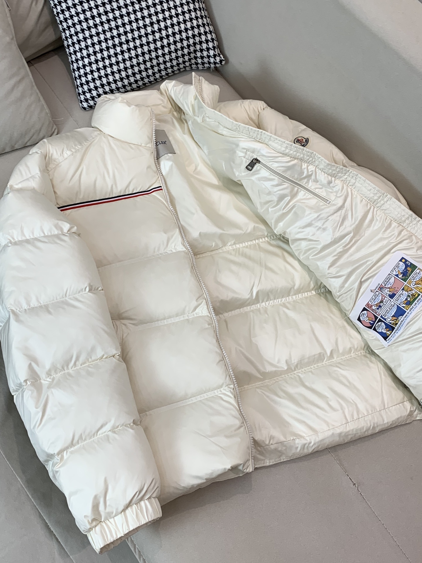 Moncler Male Down Jacket White Duck Down Black Hooded S-m-l