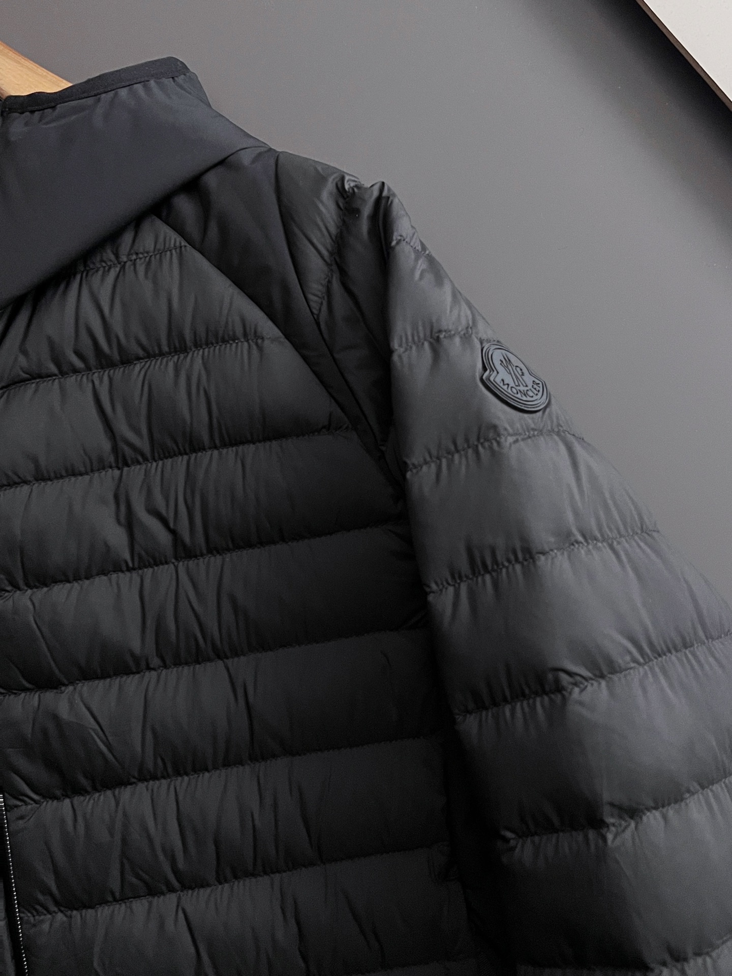 Moncler Down Jacket White Duck Down M