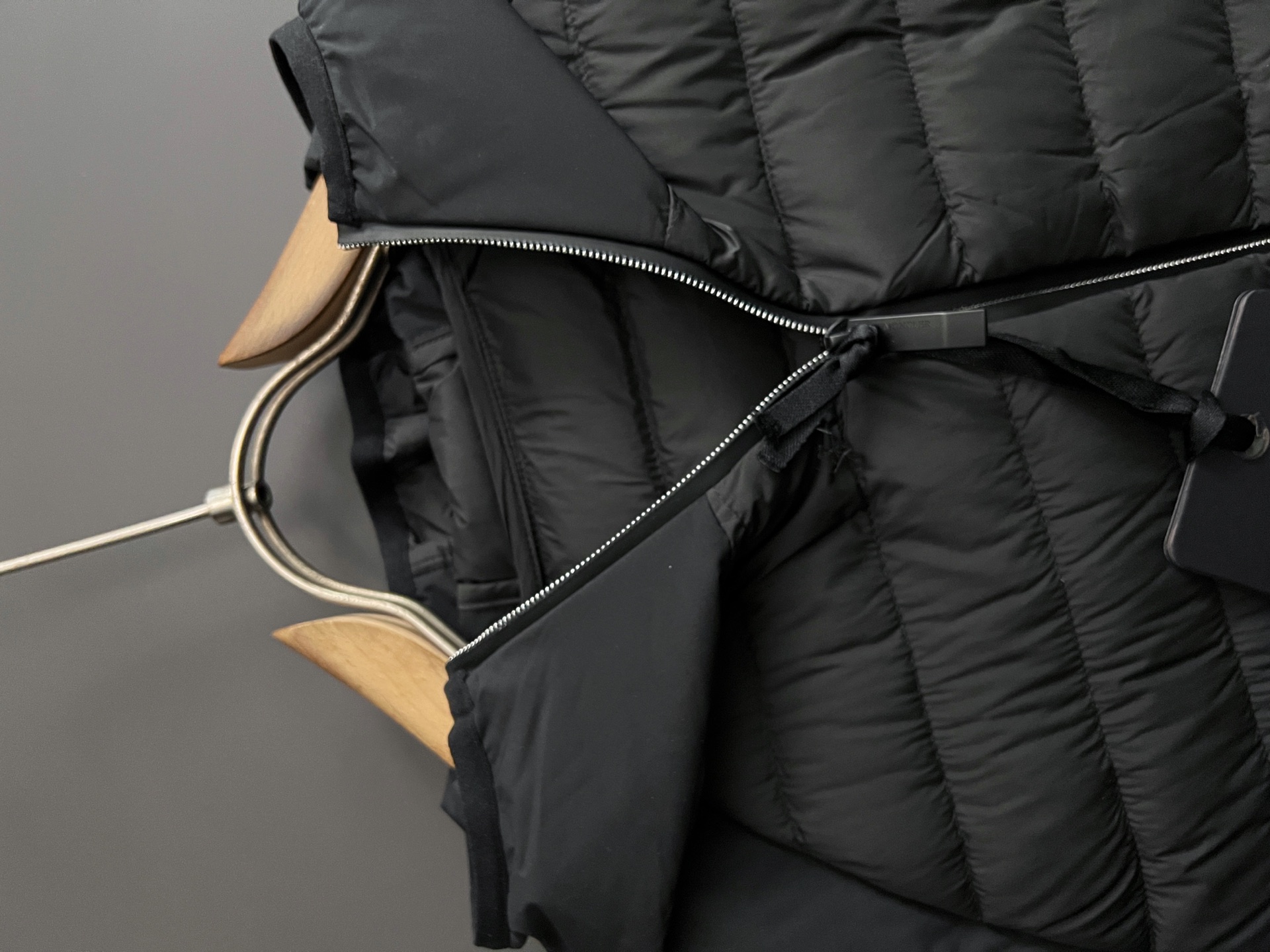 Moncler Down Jacket White Duck Down M