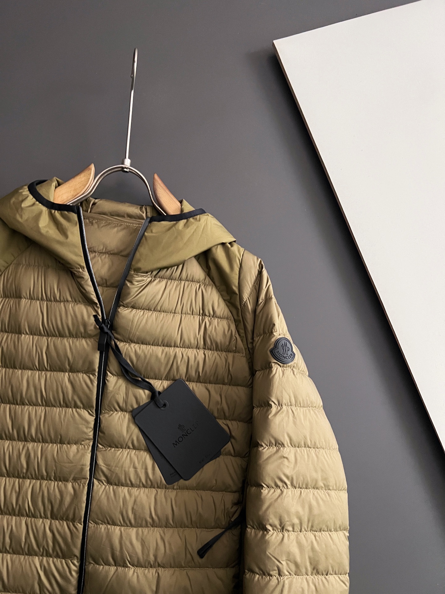 Moncler Down Jacket White Duck Down M