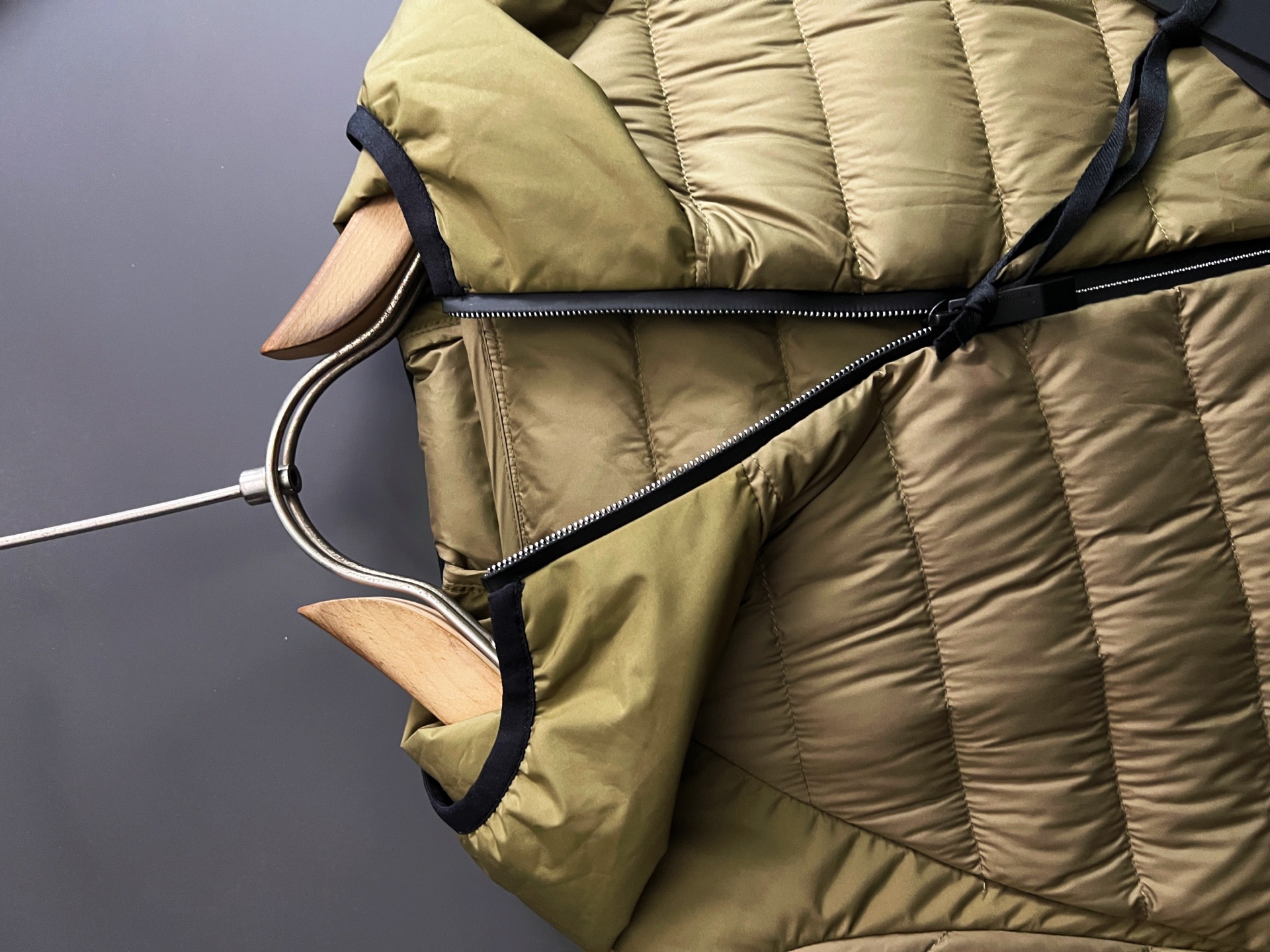 Moncler Down Jacket White Duck Down M