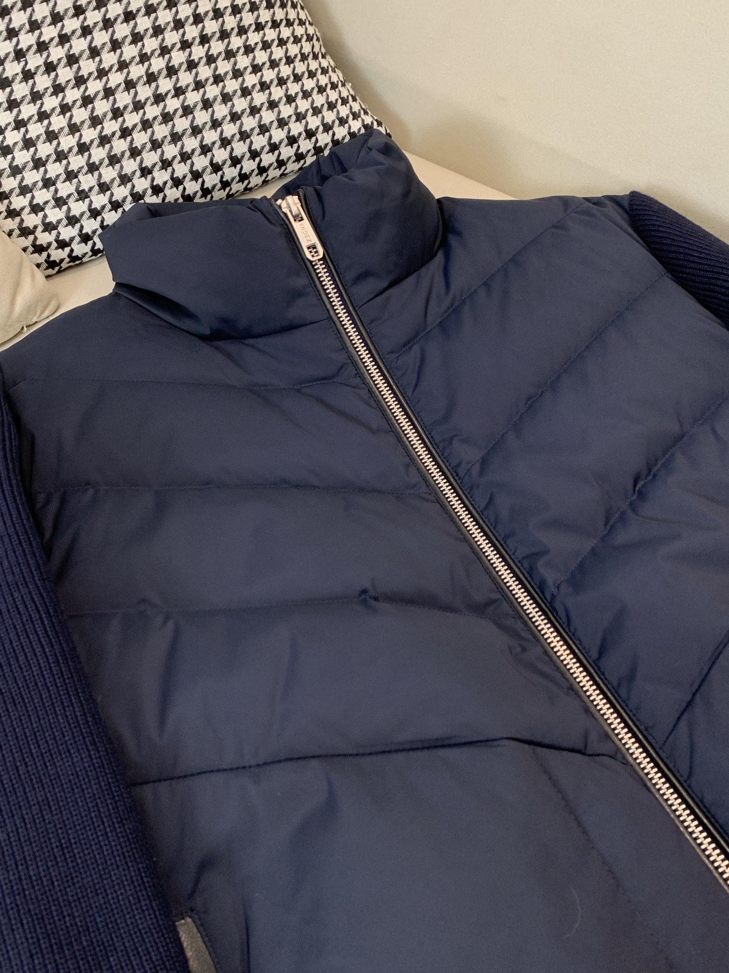 Ermenegildo Zegna Couple Basic Clothing White Duck Down Black