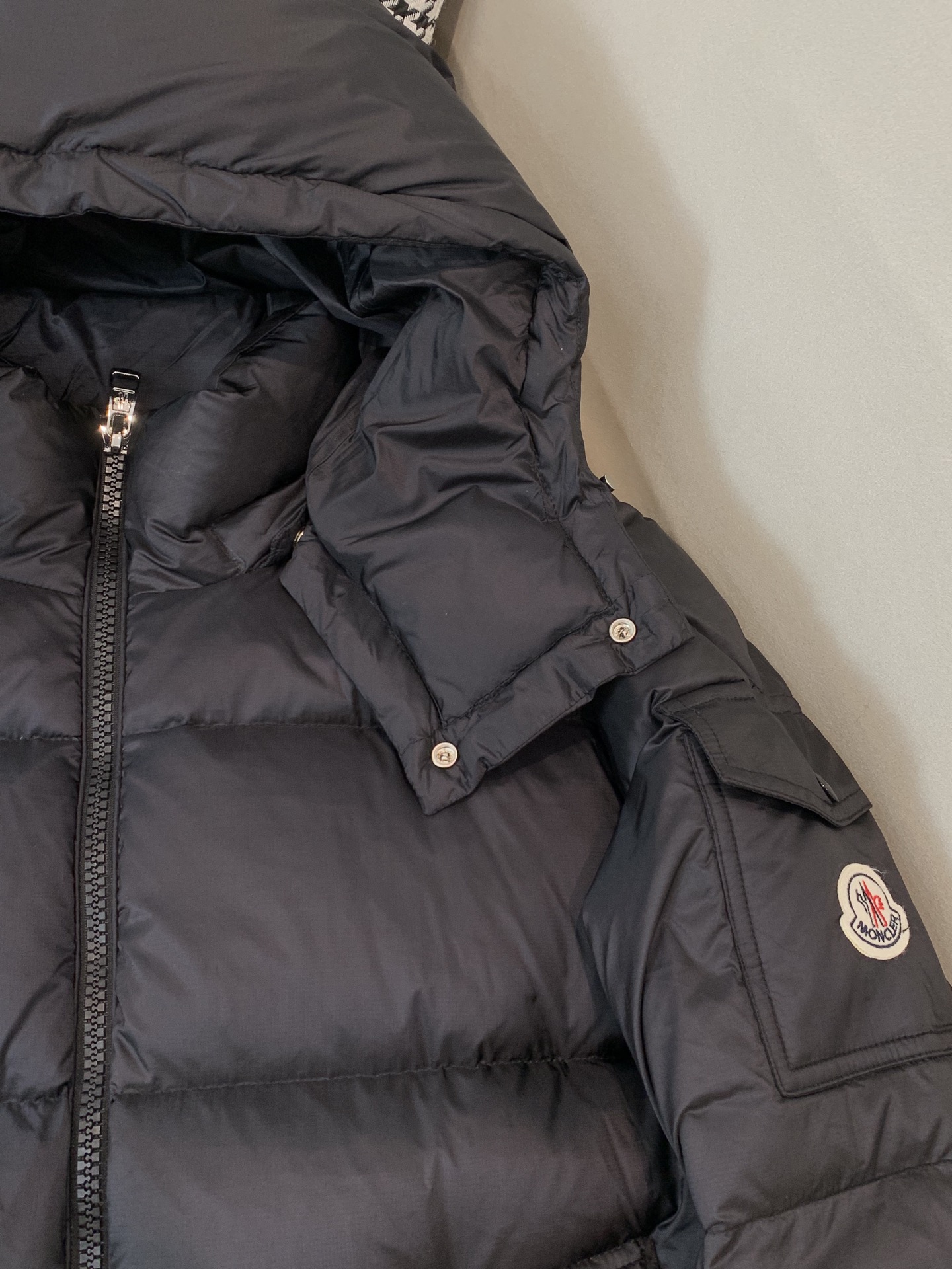 Moncler Male Down Jacket White Duck Down Black Hooded S-m-l