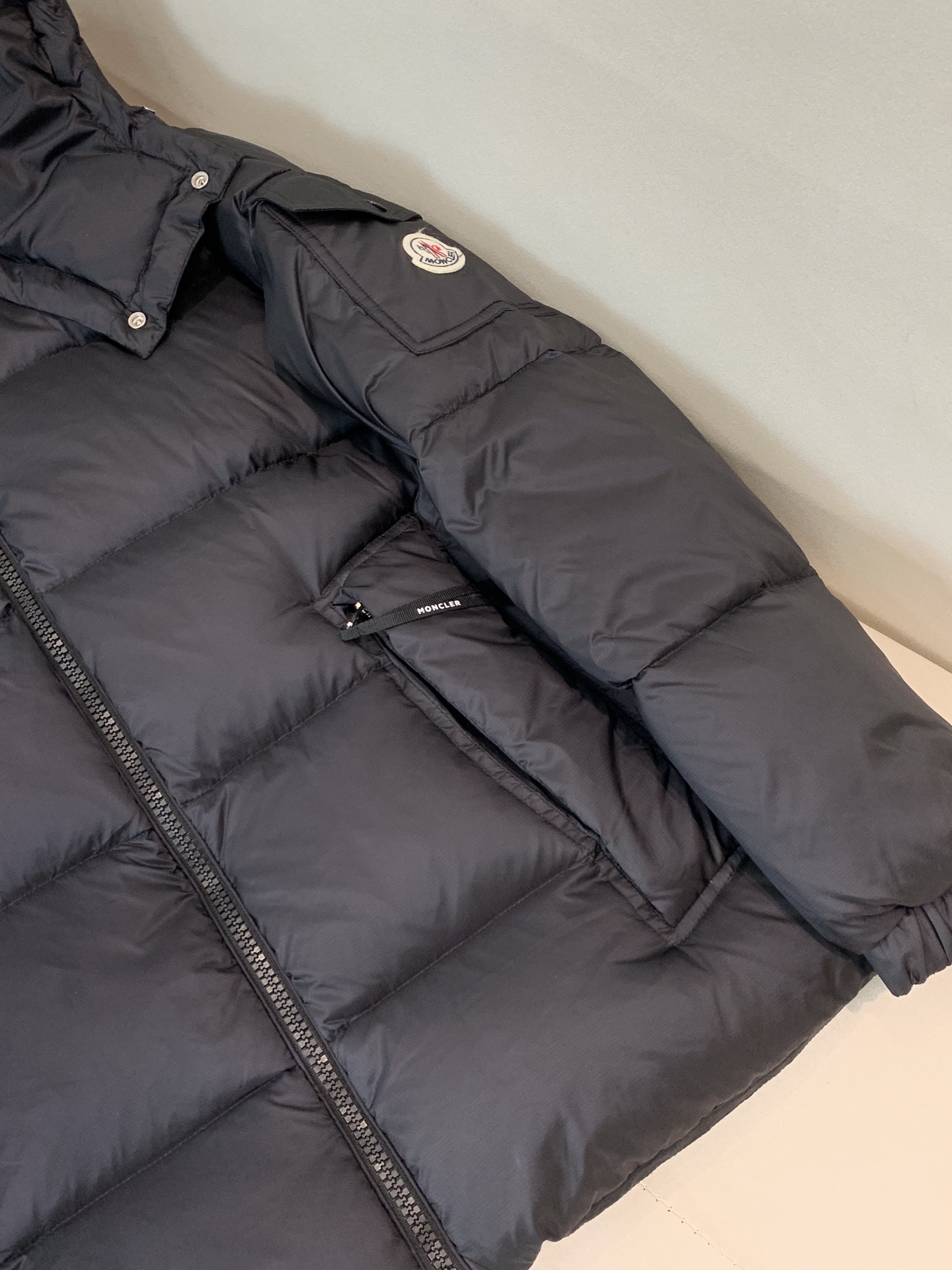 Moncler Male Down Jacket White Duck Down Black Hooded S-m-l