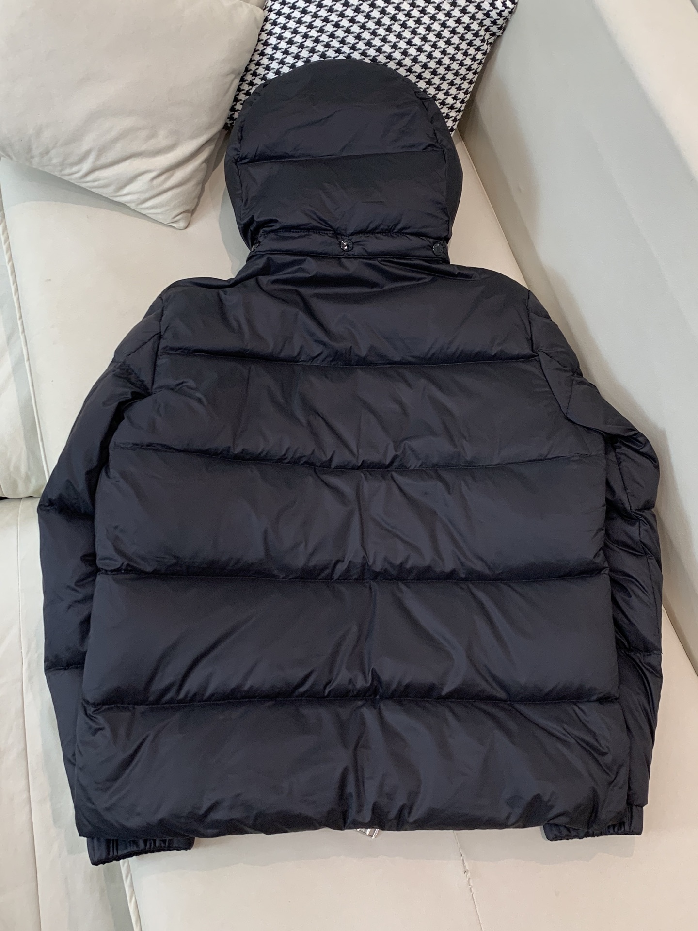 Moncler Male Down Jacket White Duck Down Black Hooded S-m-l