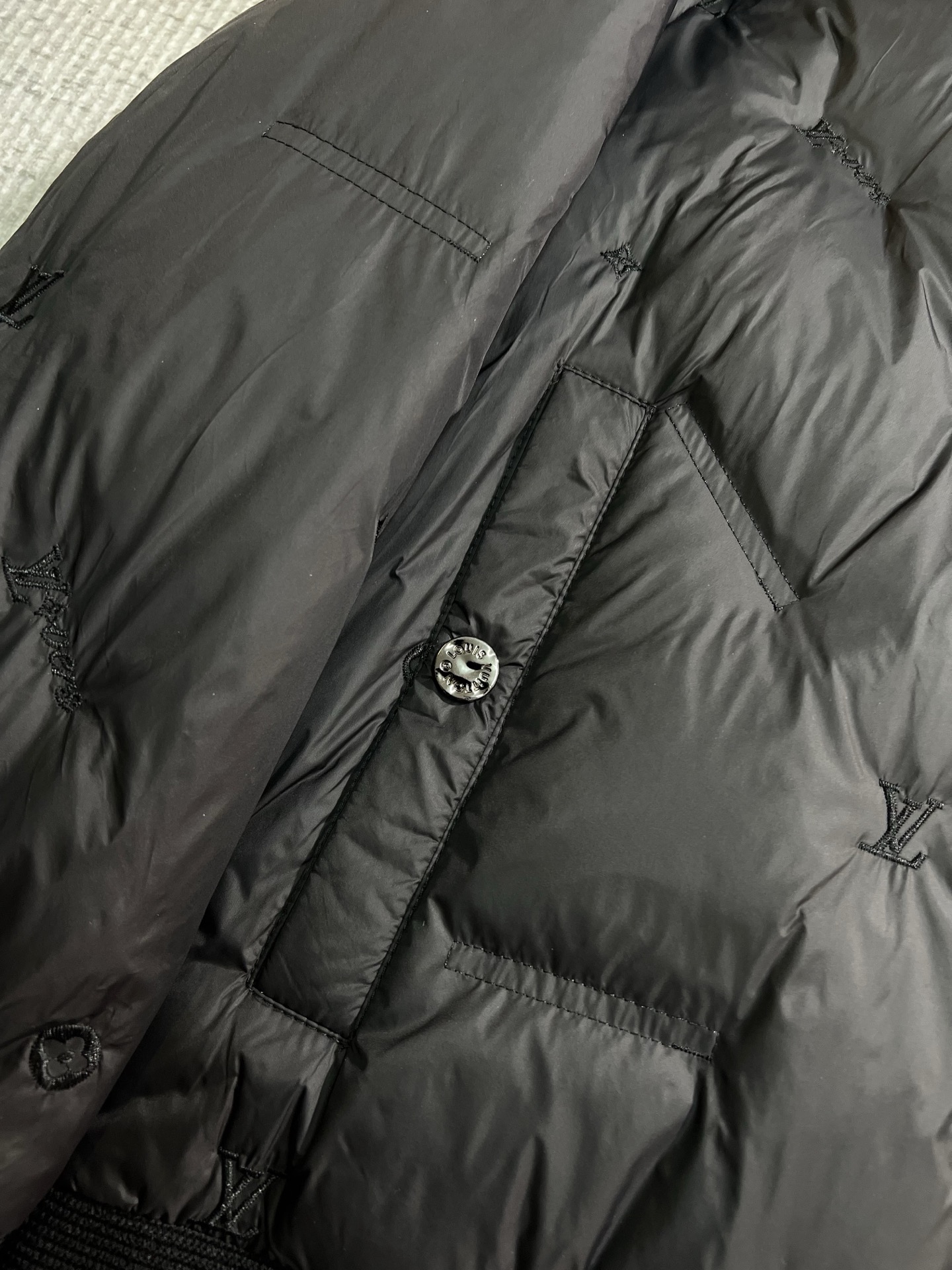 Louis Vuitton Down Jacket Hooded M-l-xl