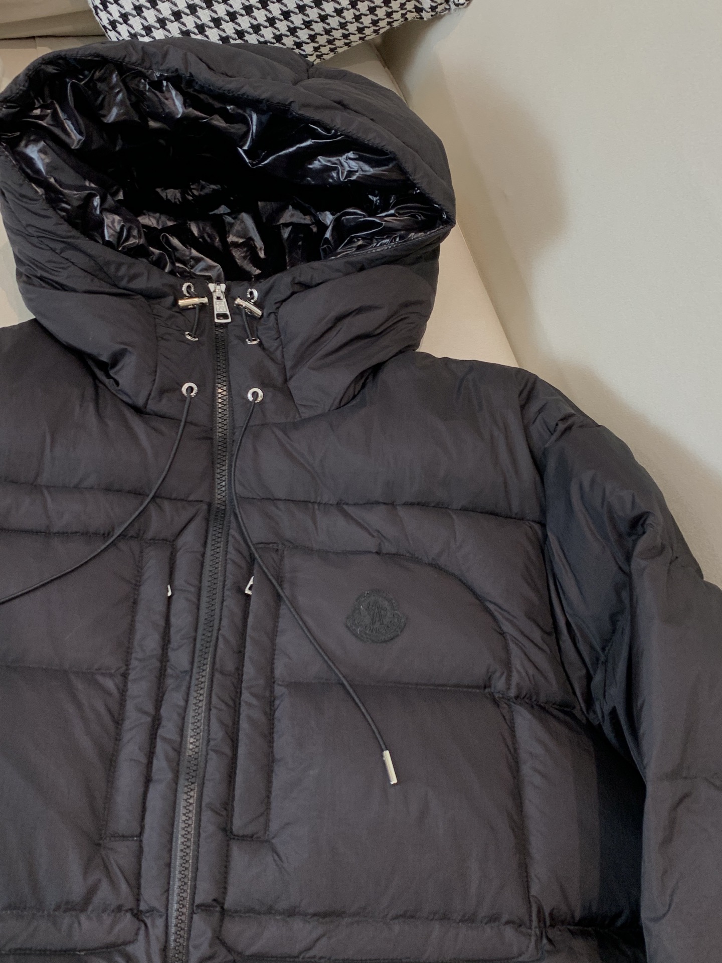 Moncler Couple Down Jacket White Duck Down Black Hooded M-l