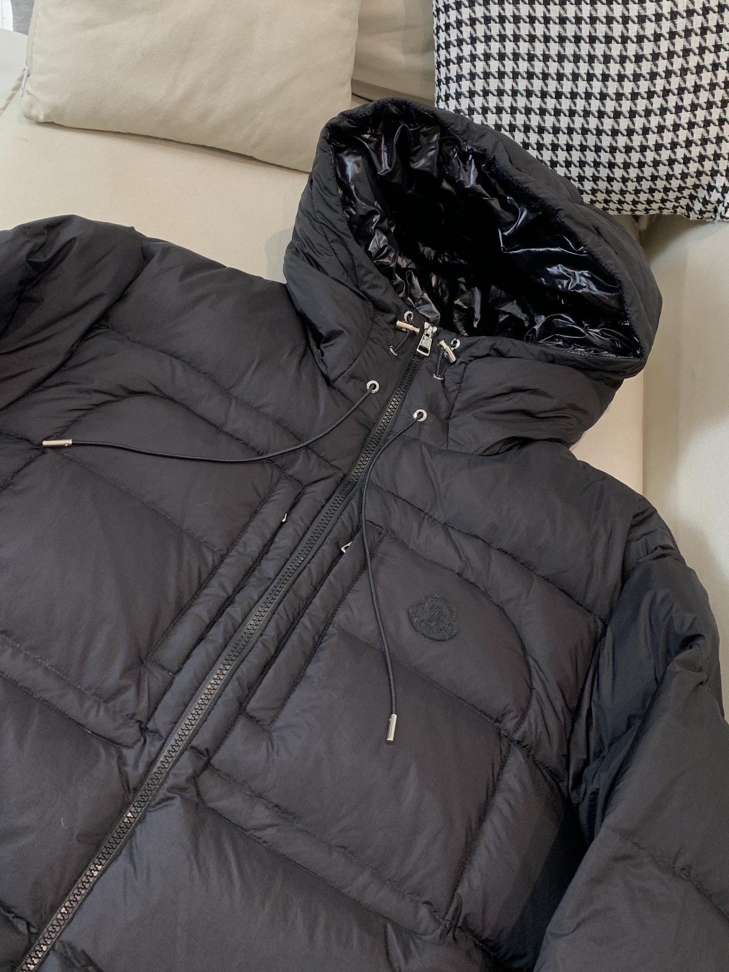 Moncler Couple Down Jacket White Duck Down Black Hooded M-l