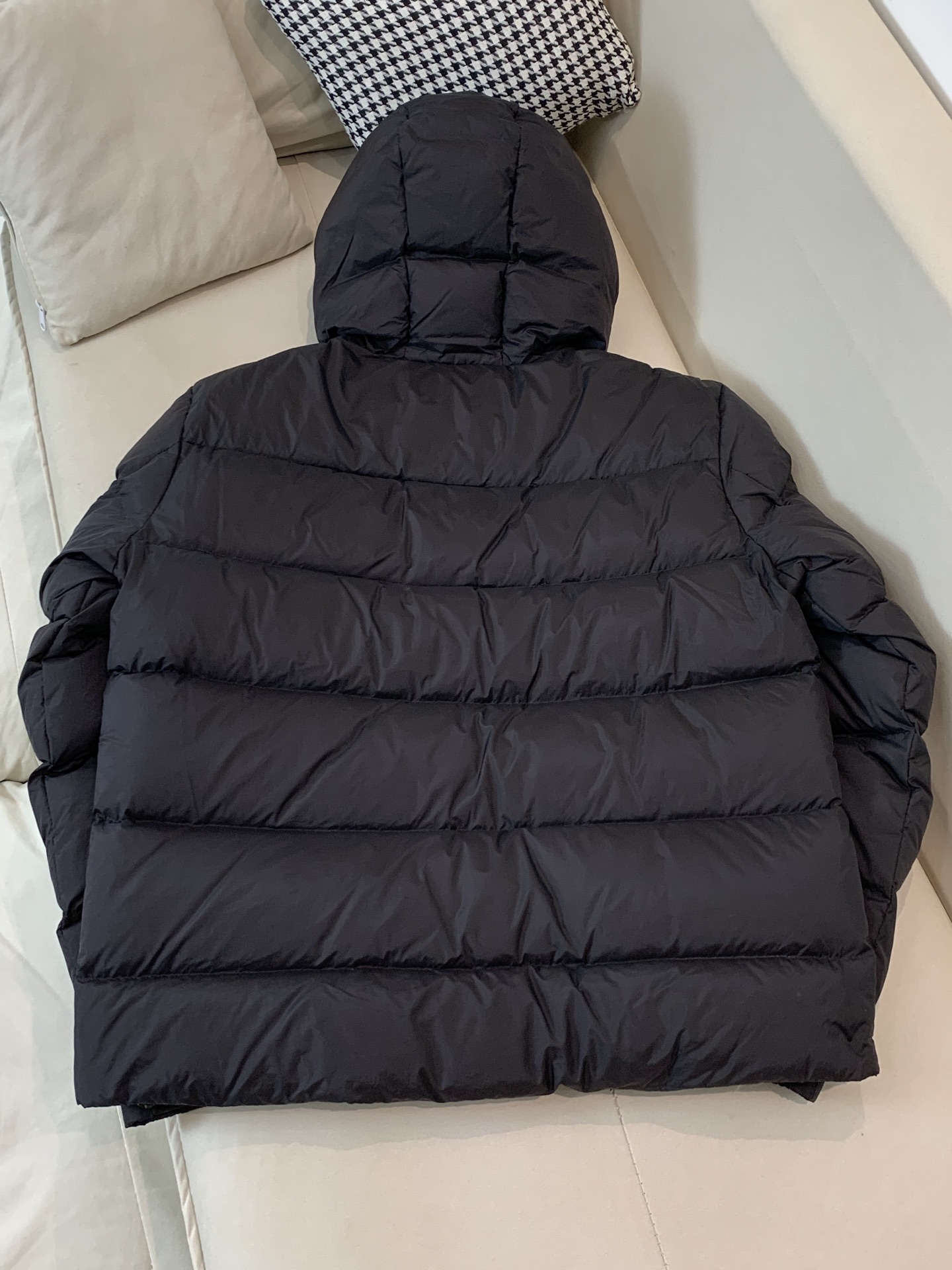 Moncler Couple Down Jacket White Duck Down Black Hooded M-l