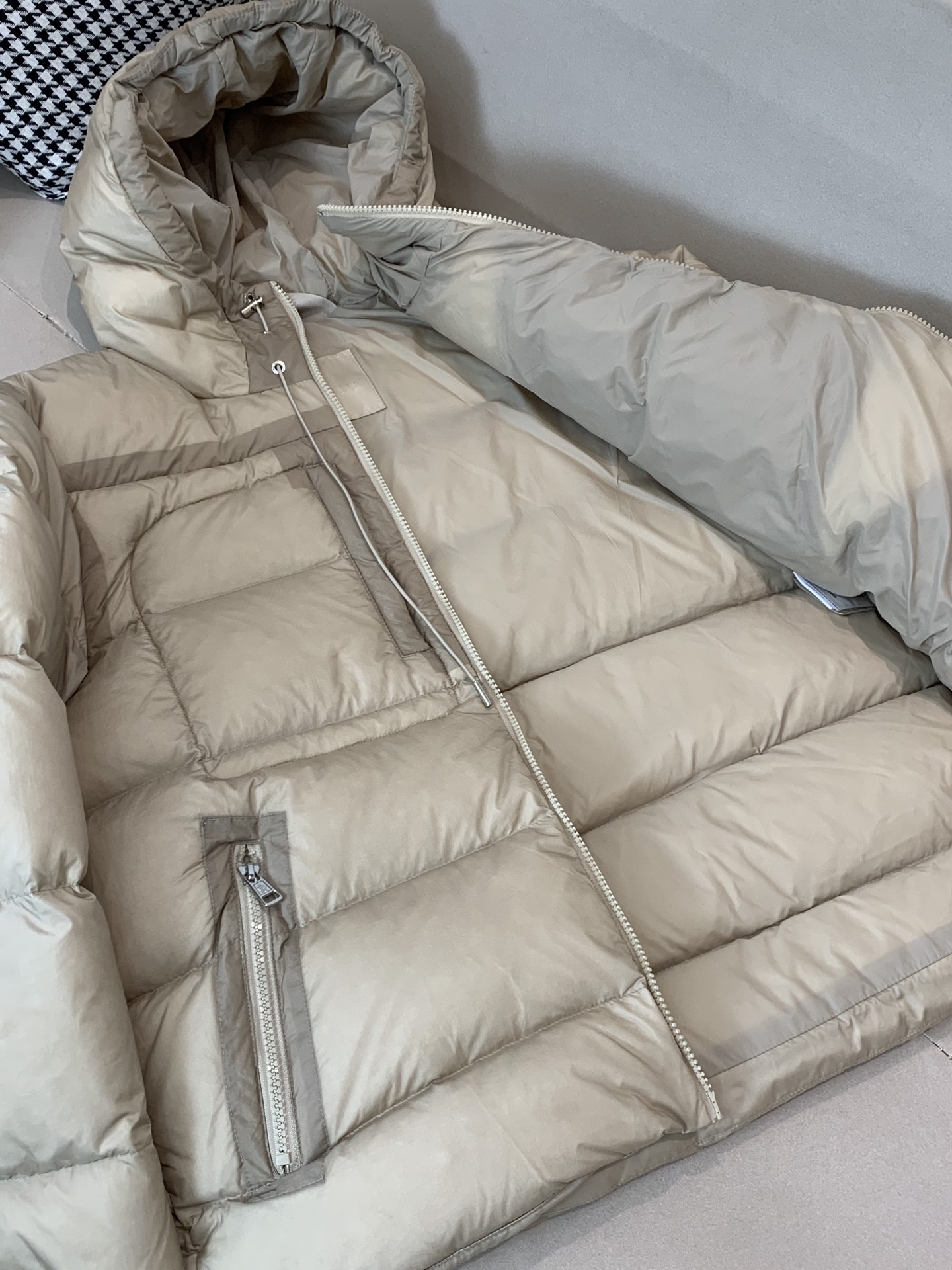 Moncler Couple Down Jacket White Duck Down Black Hooded M-l