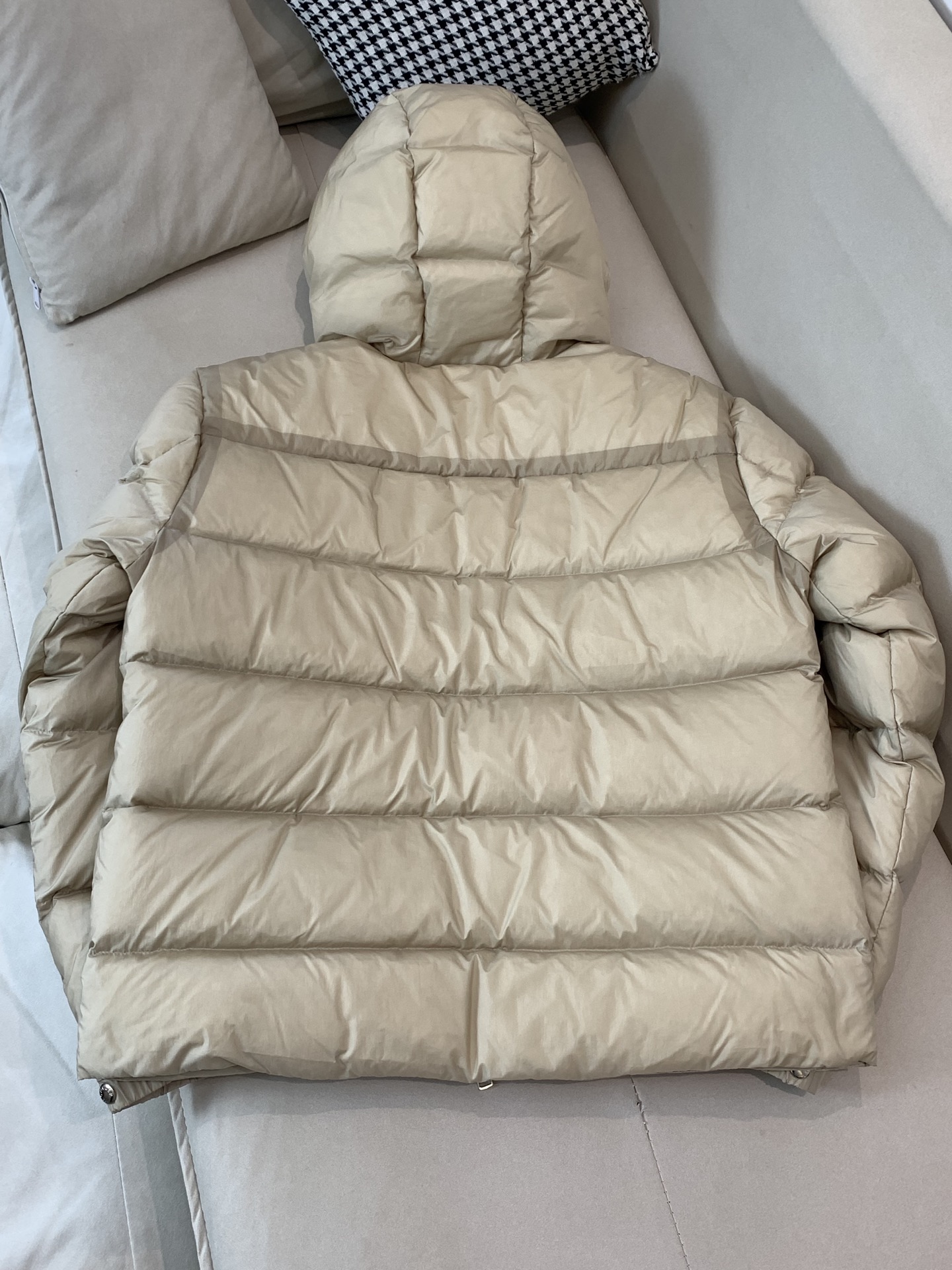 Moncler Couple Down Jacket White Duck Down Black Hooded M-l