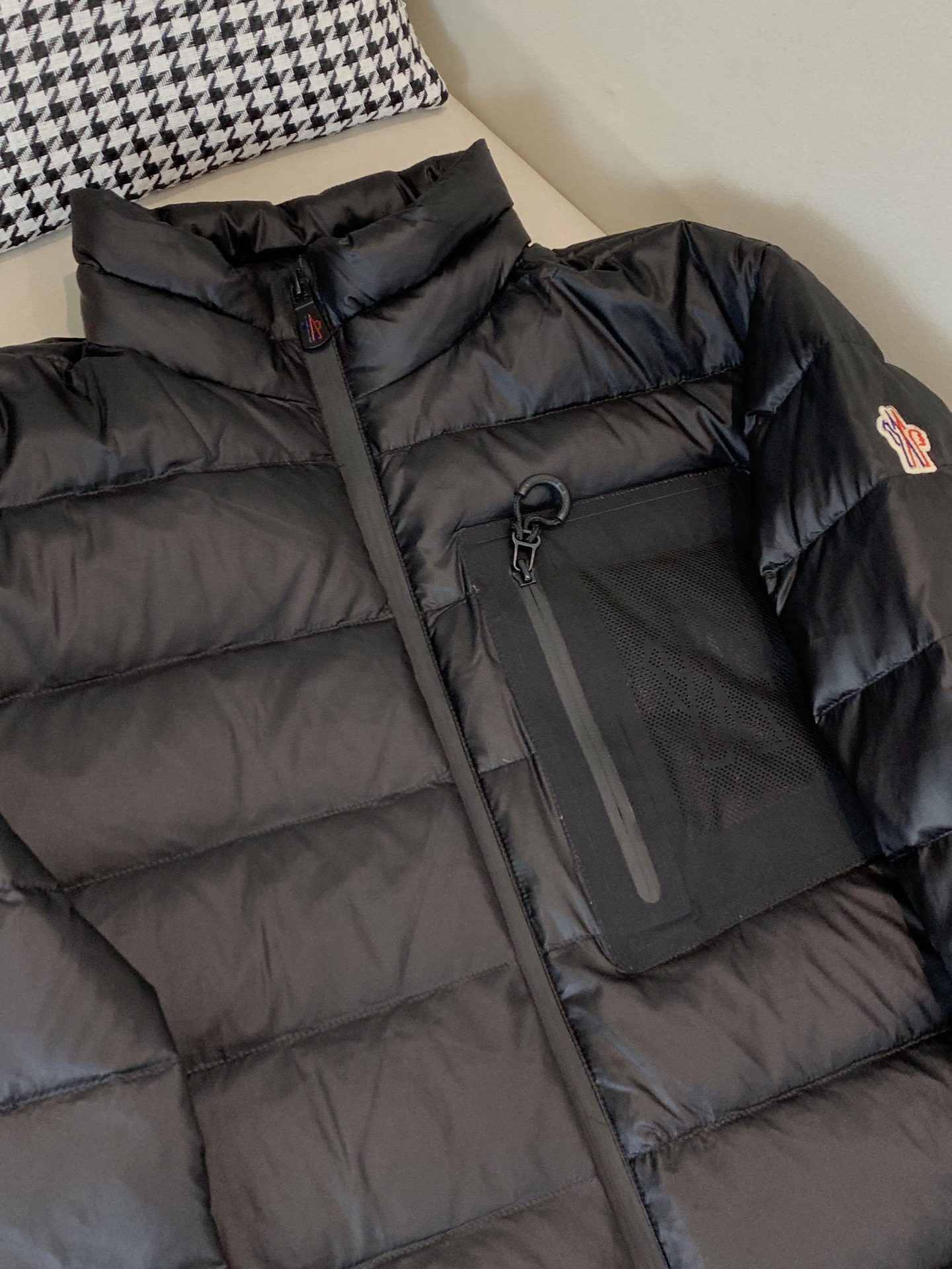 Moncler Couple Down Jacket White Duck Down Black M-l-xl