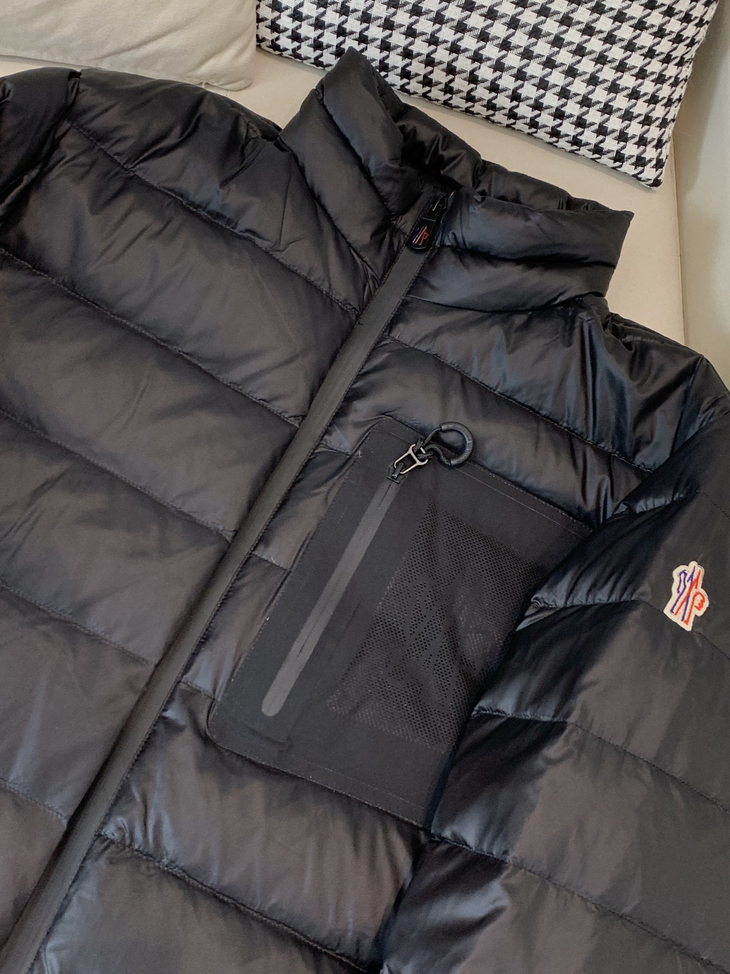 Moncler Couple Down Jacket White Duck Down Black M-l-xl