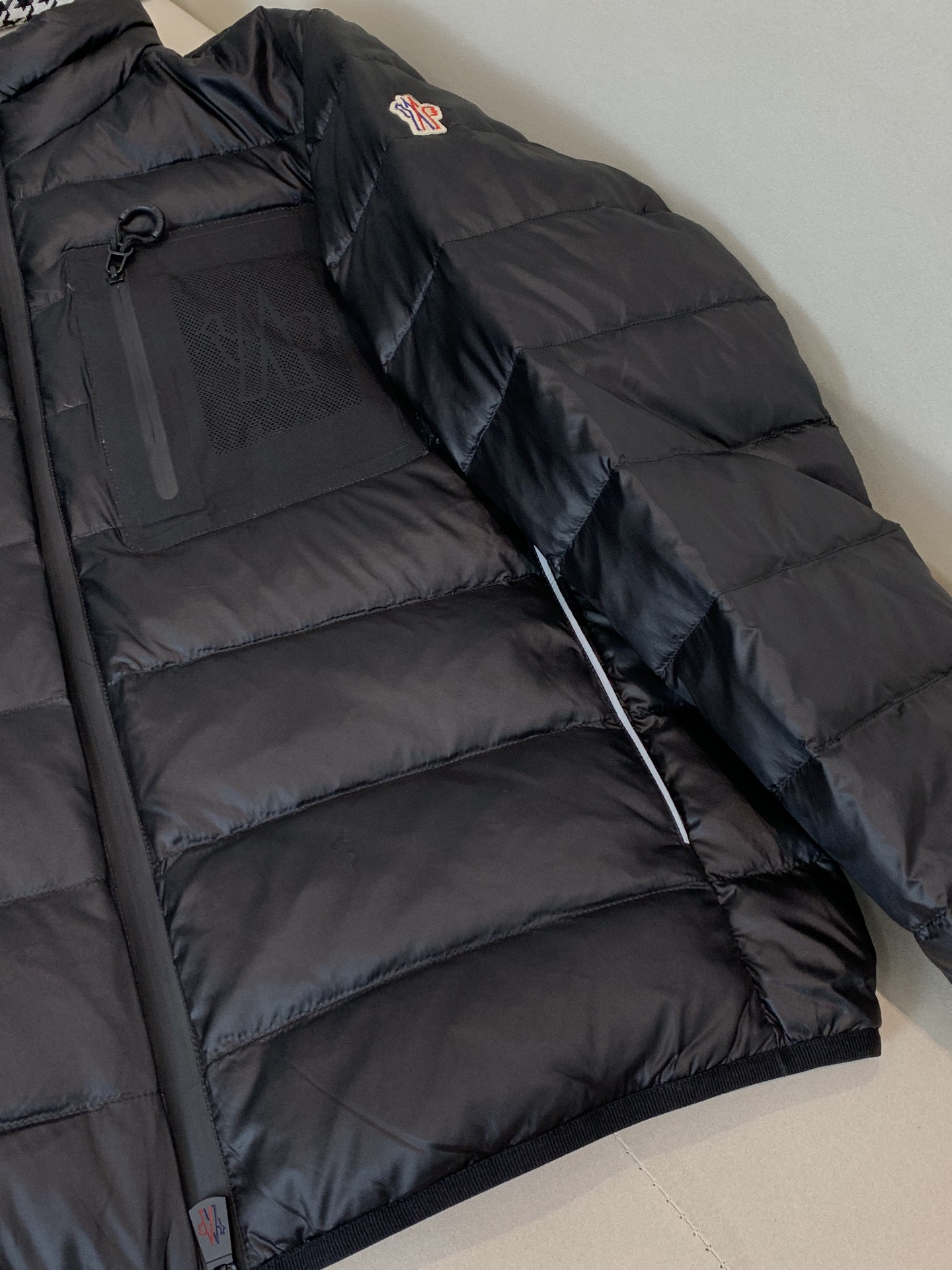 Moncler Couple Down Jacket White Duck Down Black M-l-xl