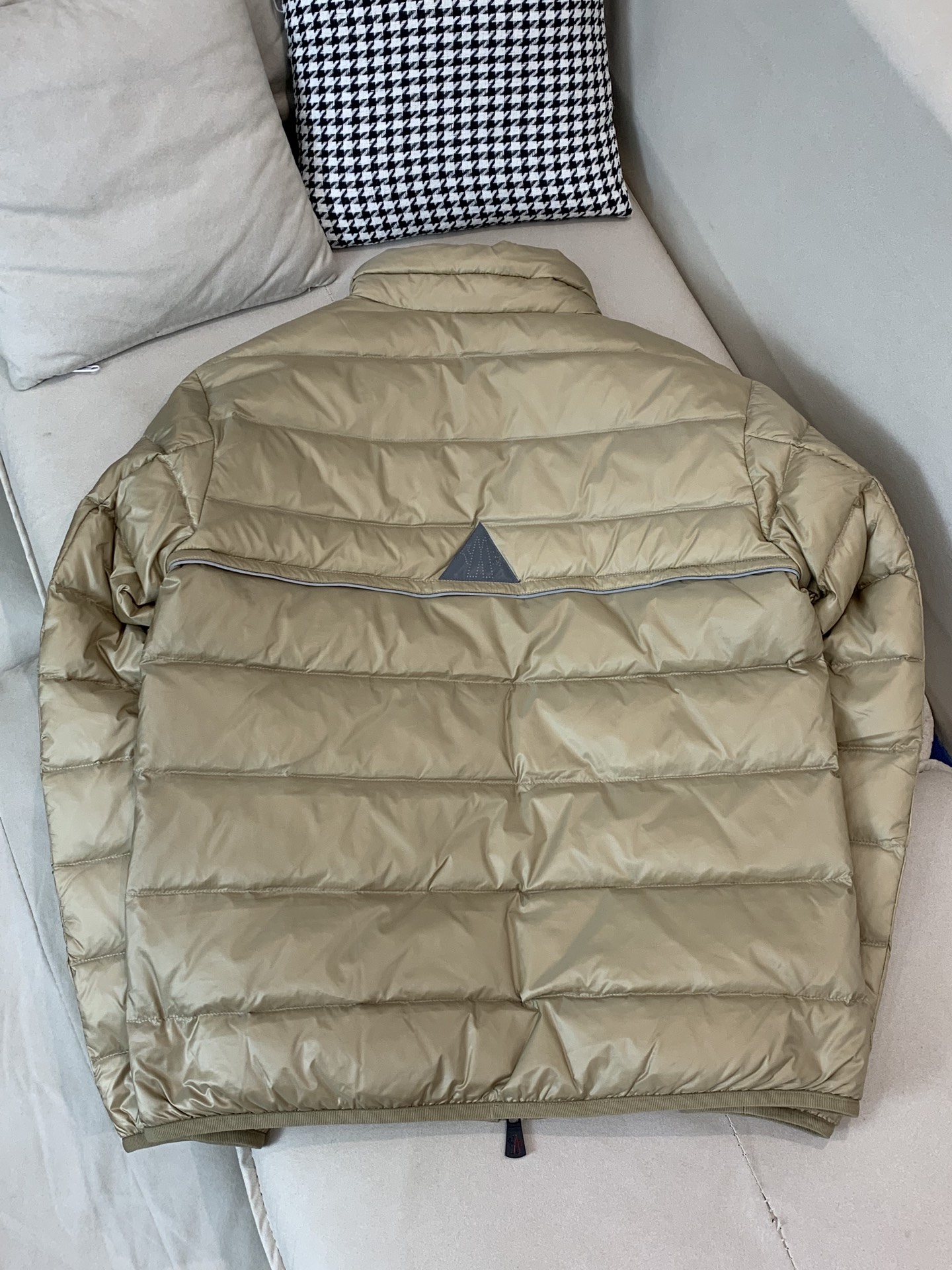 Moncler Couple Down Jacket White Duck Down Black M-l-xl