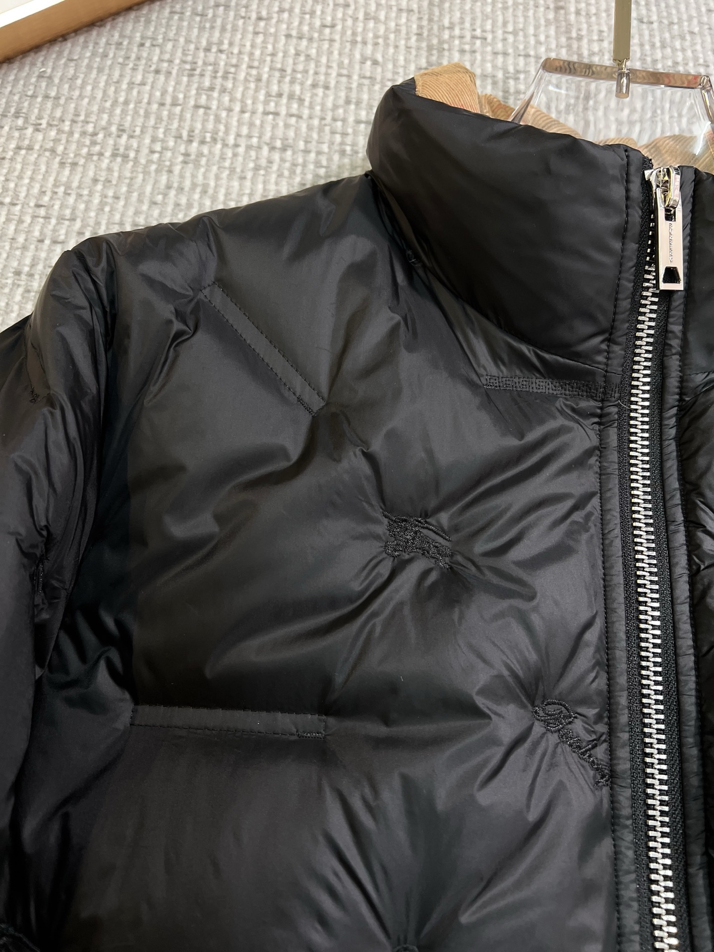 Burberry Down Jacket Hooded M-xl