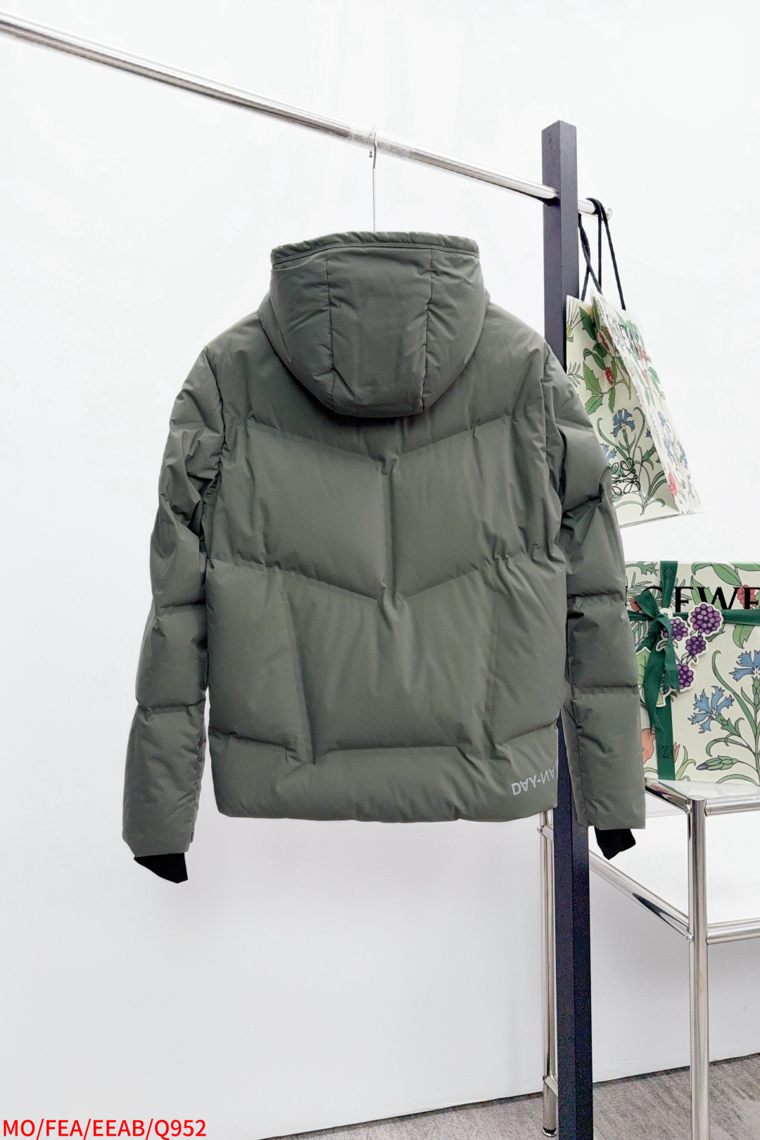Moncler Male Down Jacket Slim Fit M-l