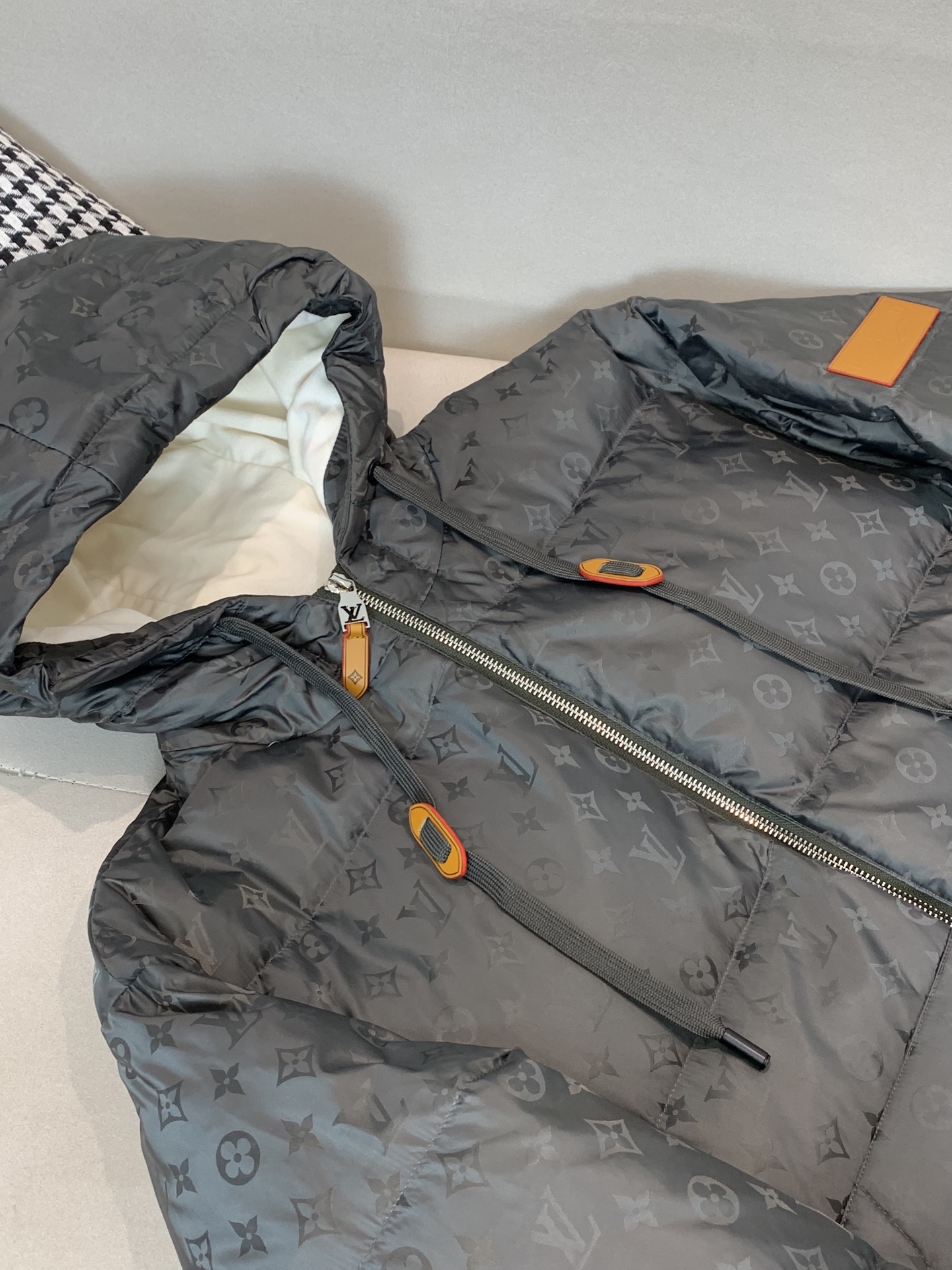 Louis Vuitton Male Down Jacket Black Hooded S-l