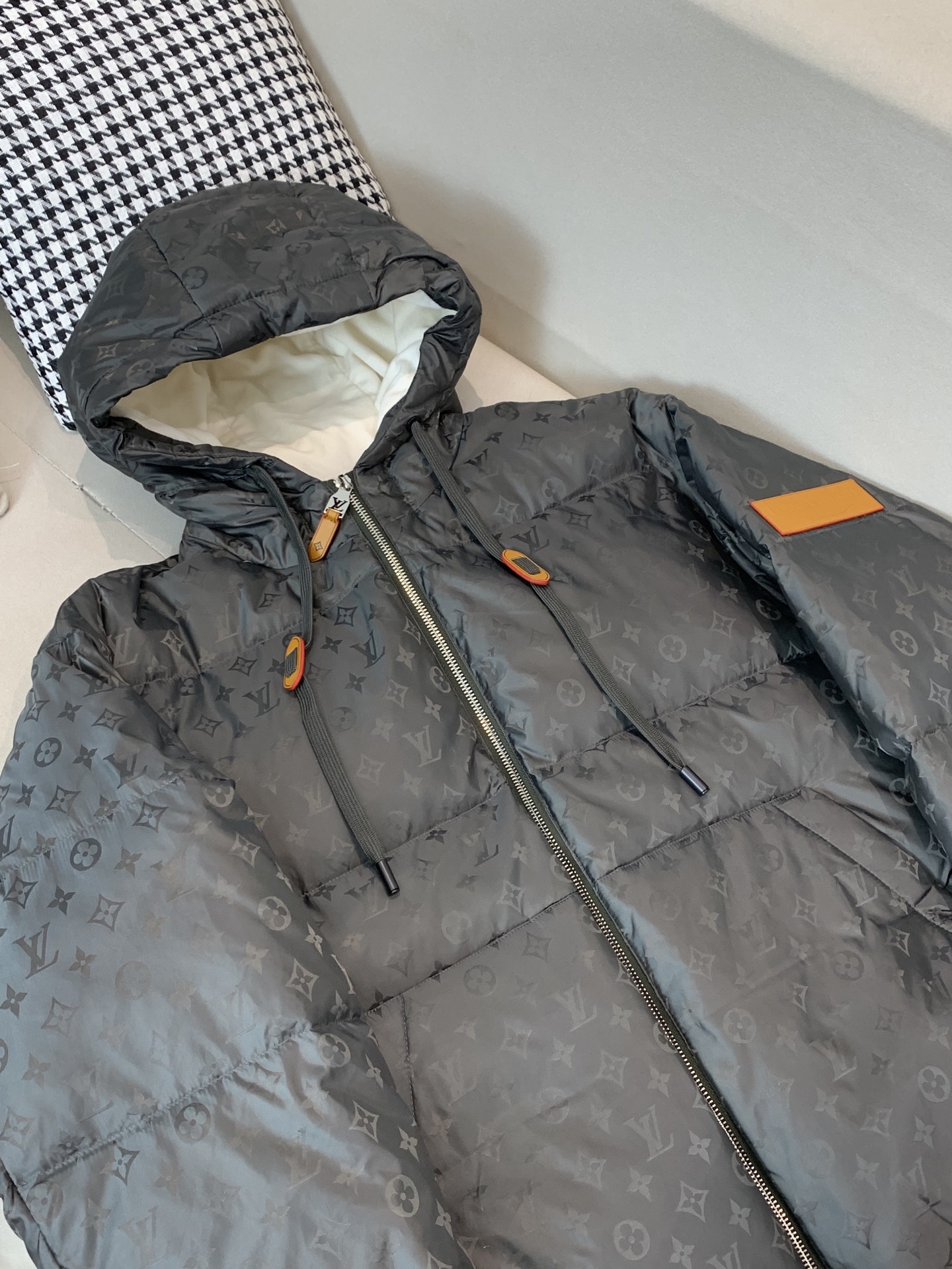 Louis Vuitton Male Down Jacket Black Hooded S-l