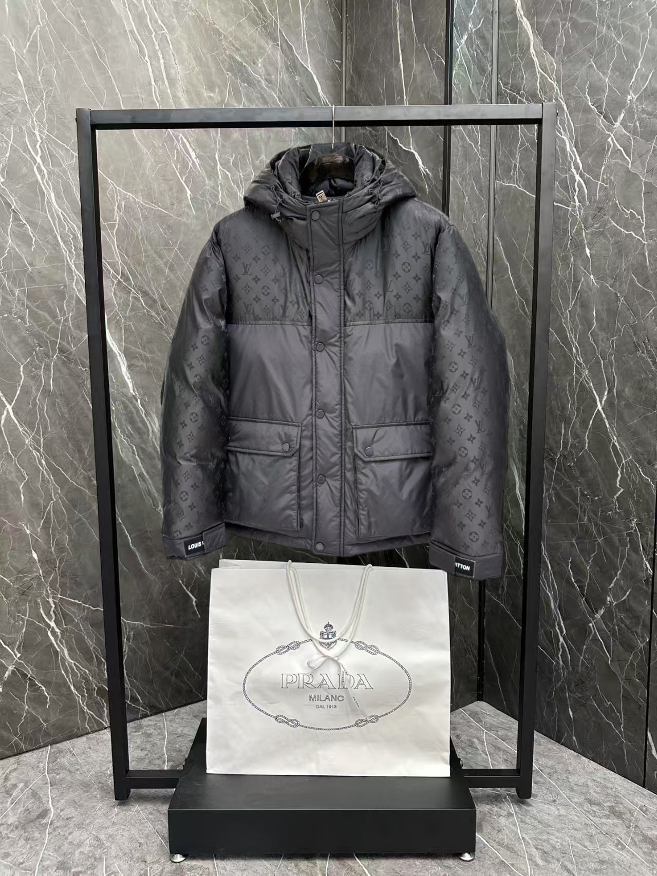 Louis Vuitton Down Jacket S-m-l-xl