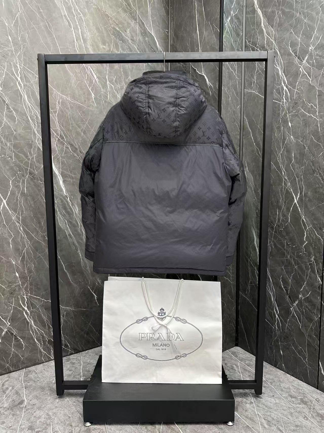 Louis Vuitton Down Jacket S-m-l-xl