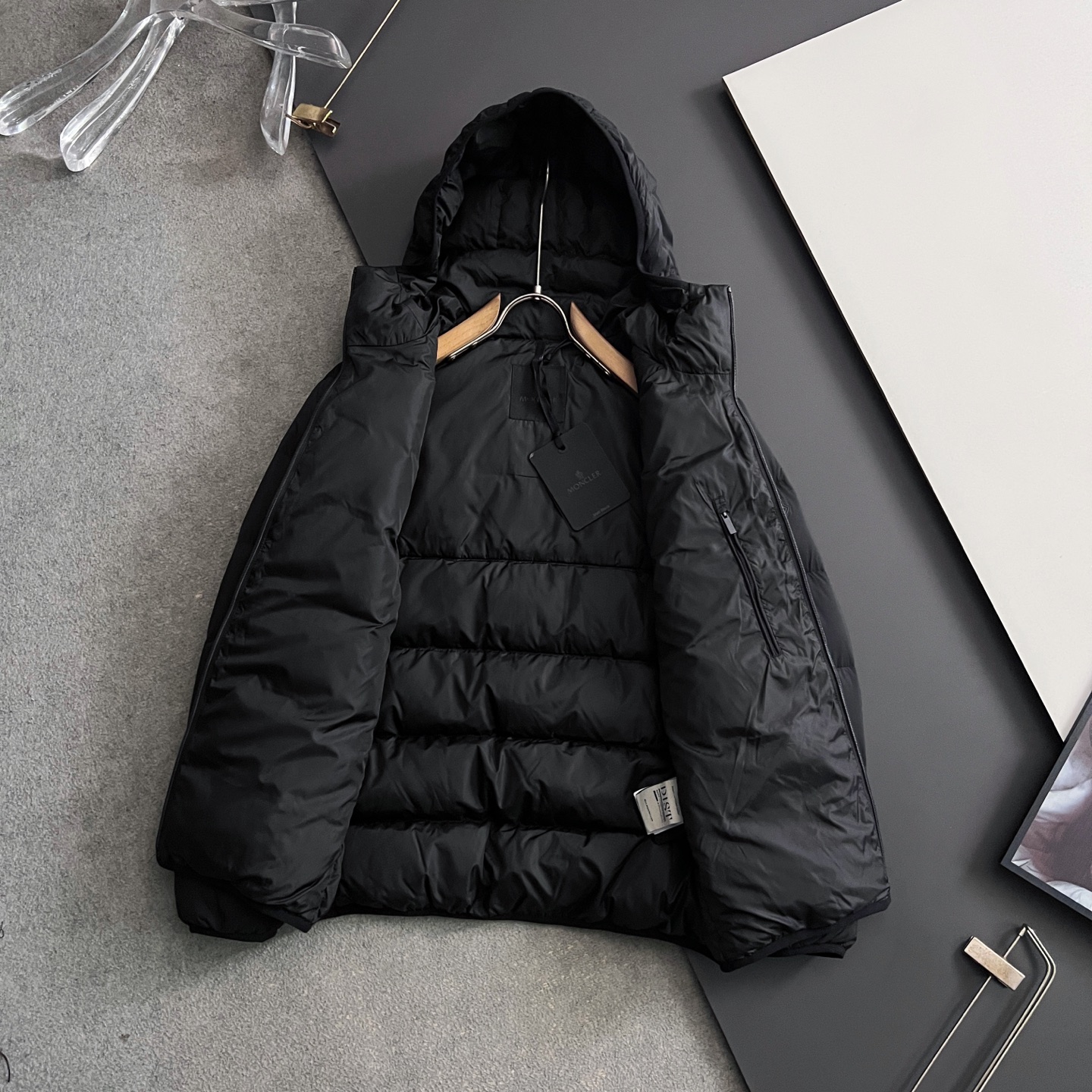 Moncler Down Jacket White Duck Down M