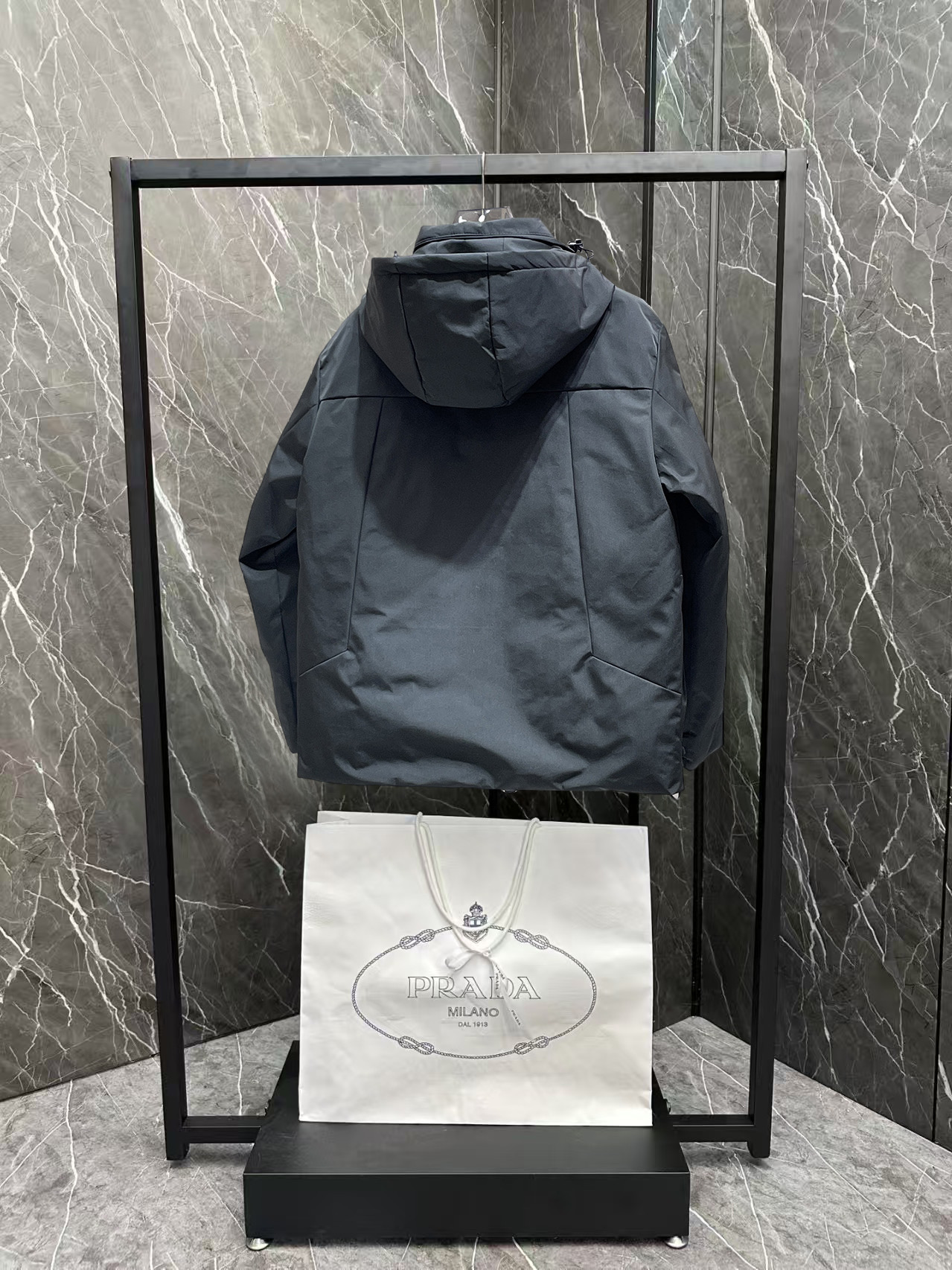 Moncler Down Jacket S-m-l-xl