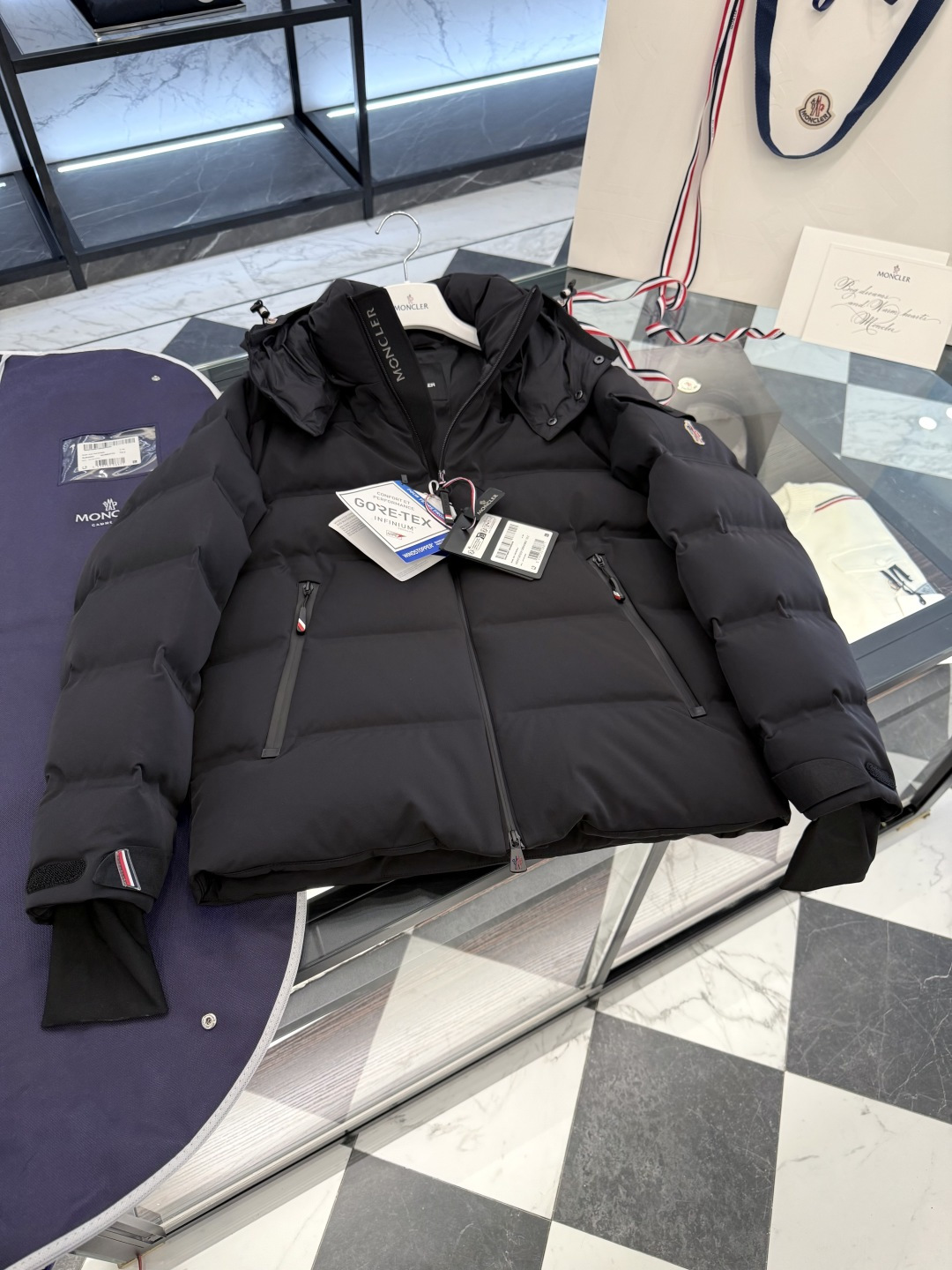 Moncler Male Jacket Goose Down M-l