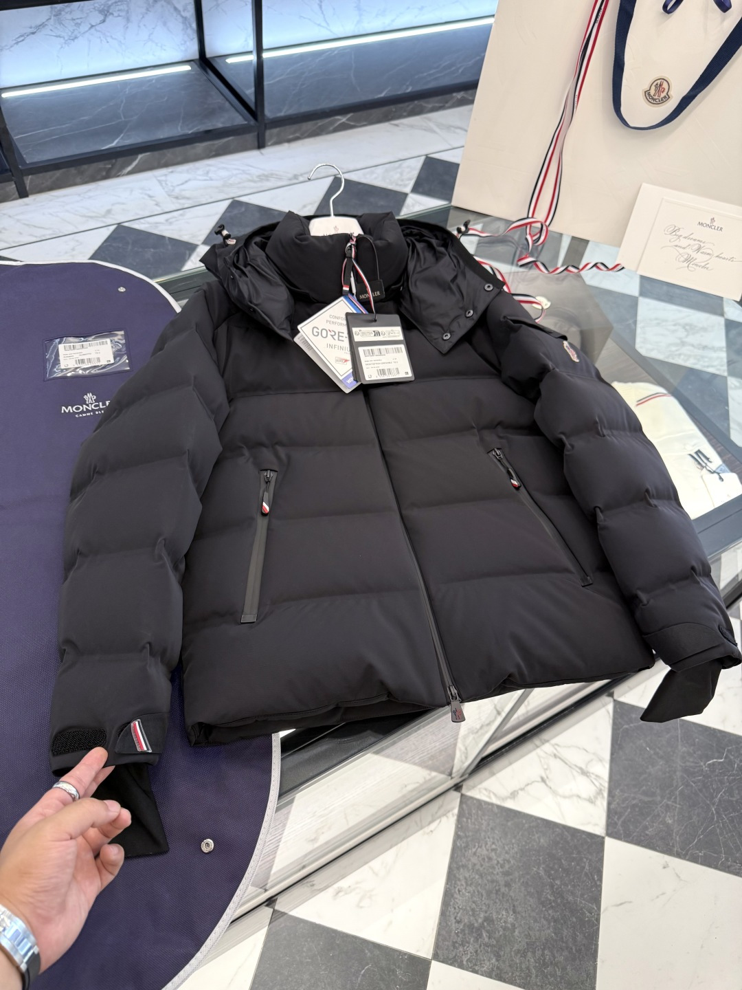 Moncler Male Jacket Goose Down M-l