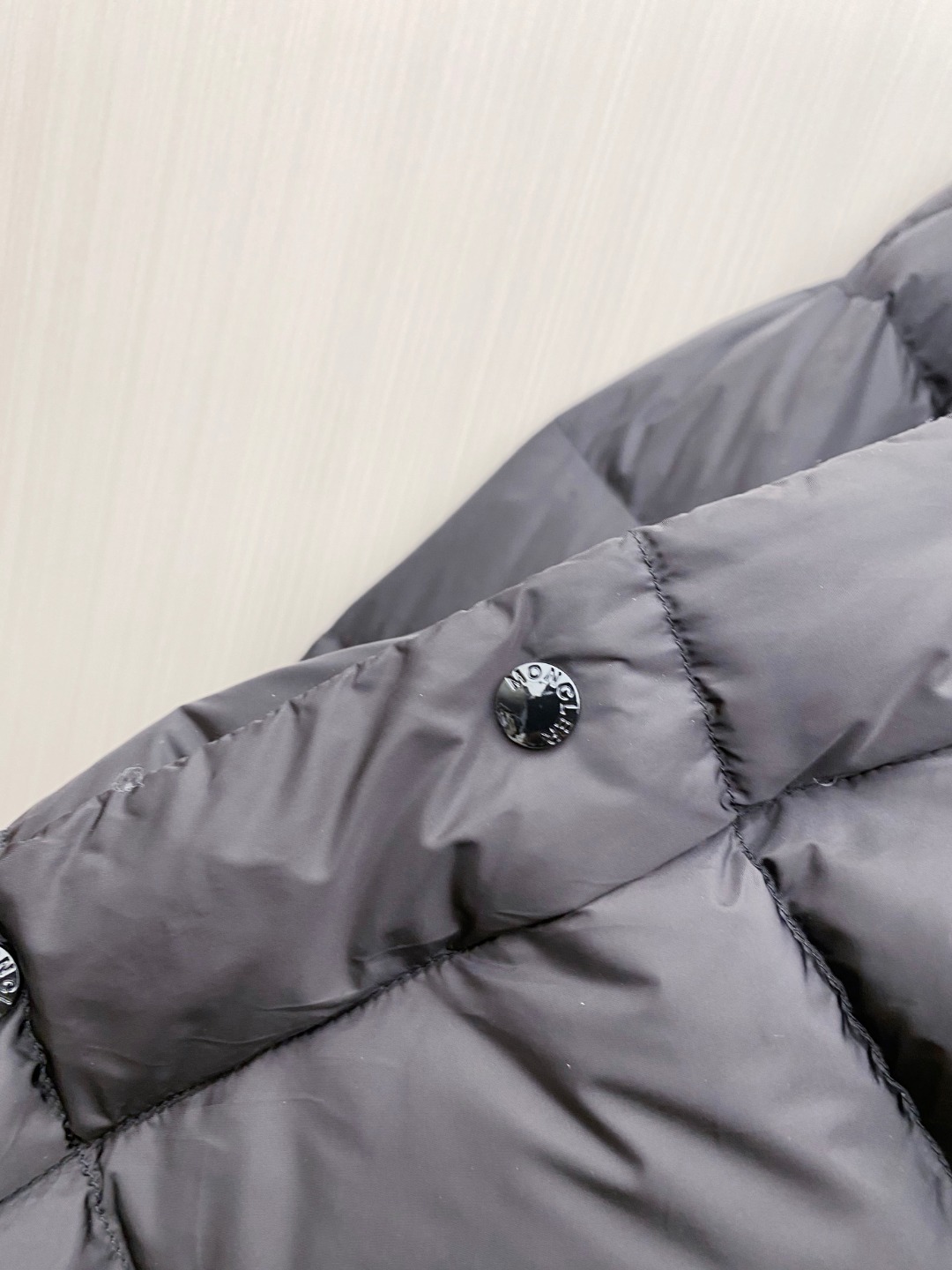 Moncler Couple Down Jacket White Duck Down M-l-xl