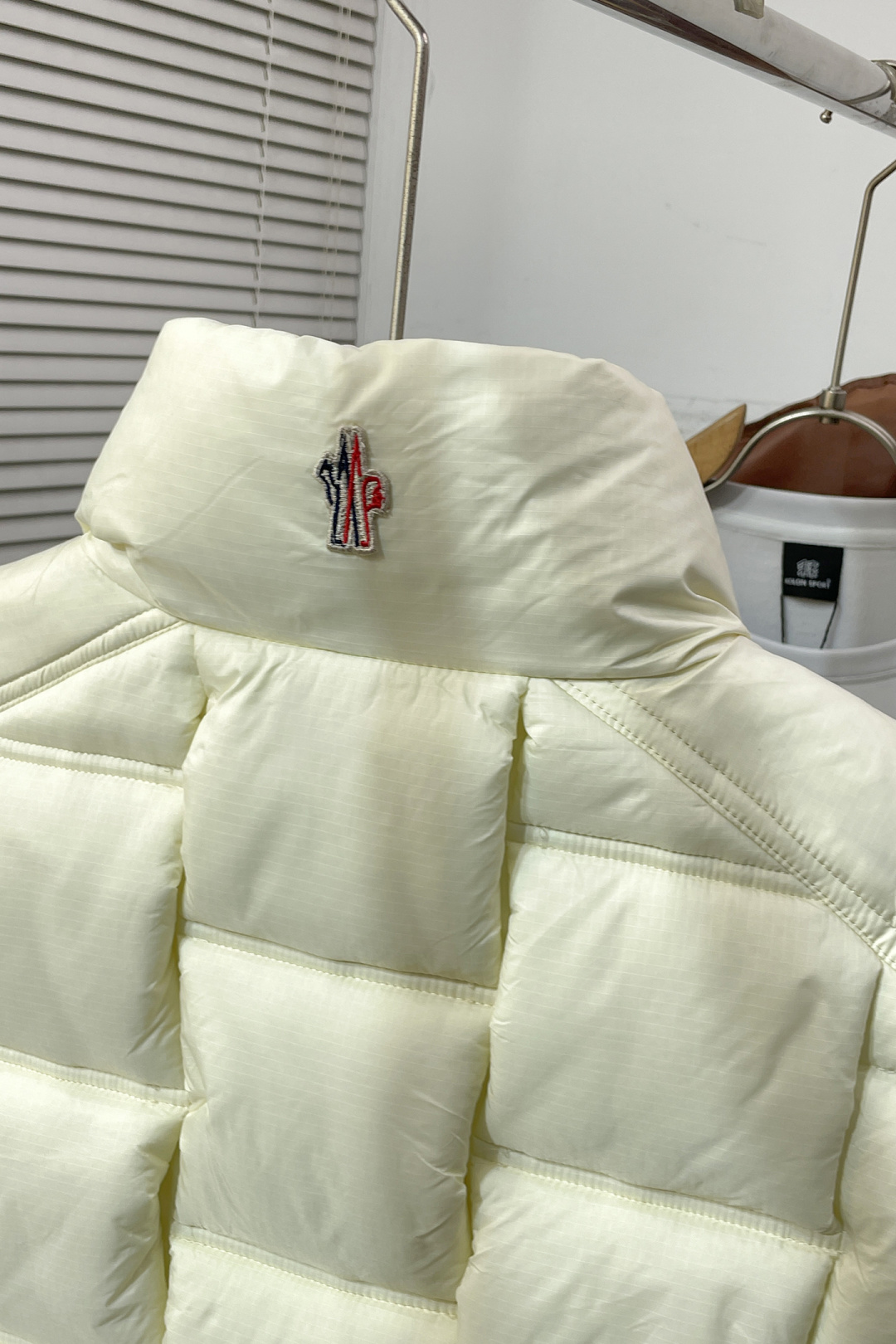 Moncler Down Vest White Duck Down Black S-m-l-xl