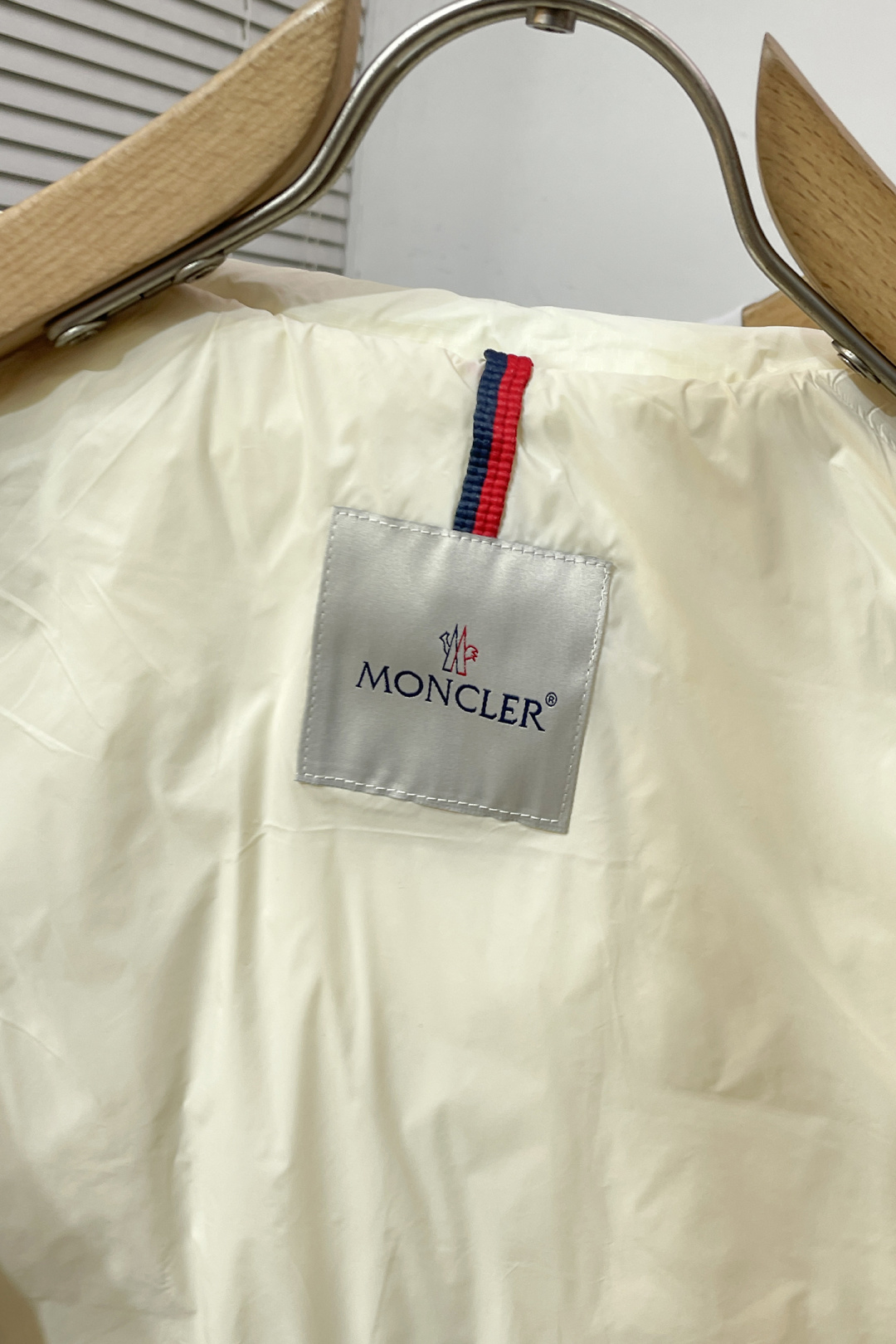 Moncler Down Vest White Duck Down Black S-m-l-xl