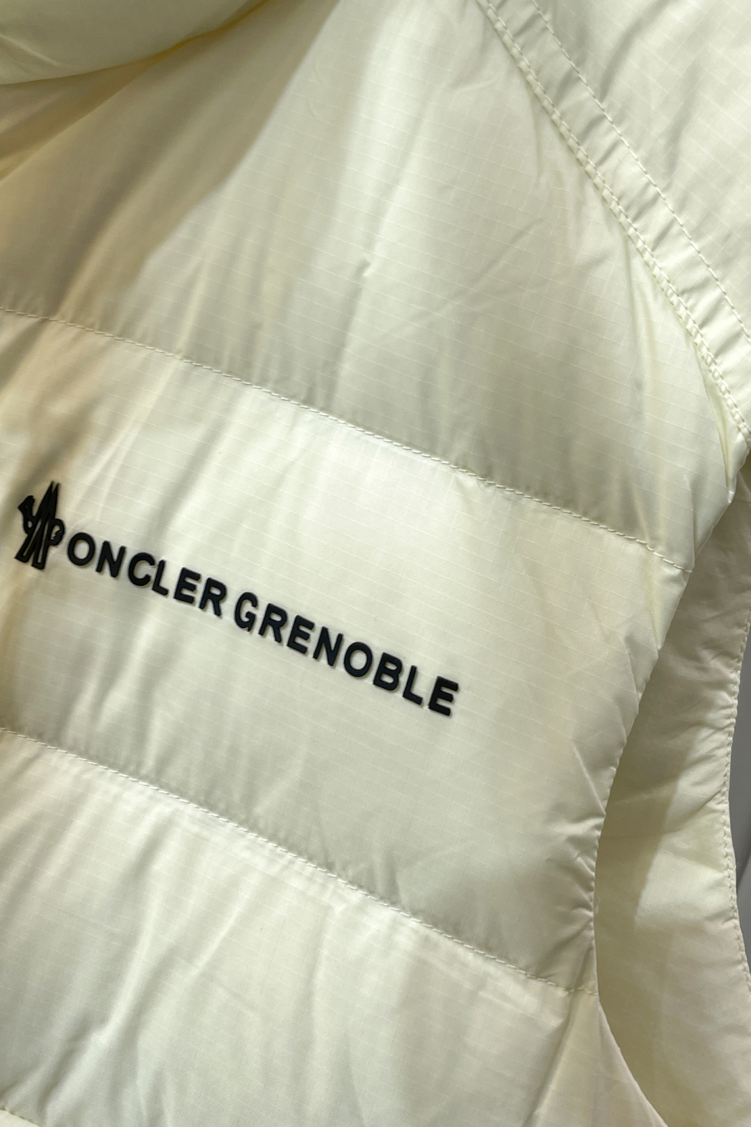 Moncler Down Vest White Duck Down Black S-m-l-xl