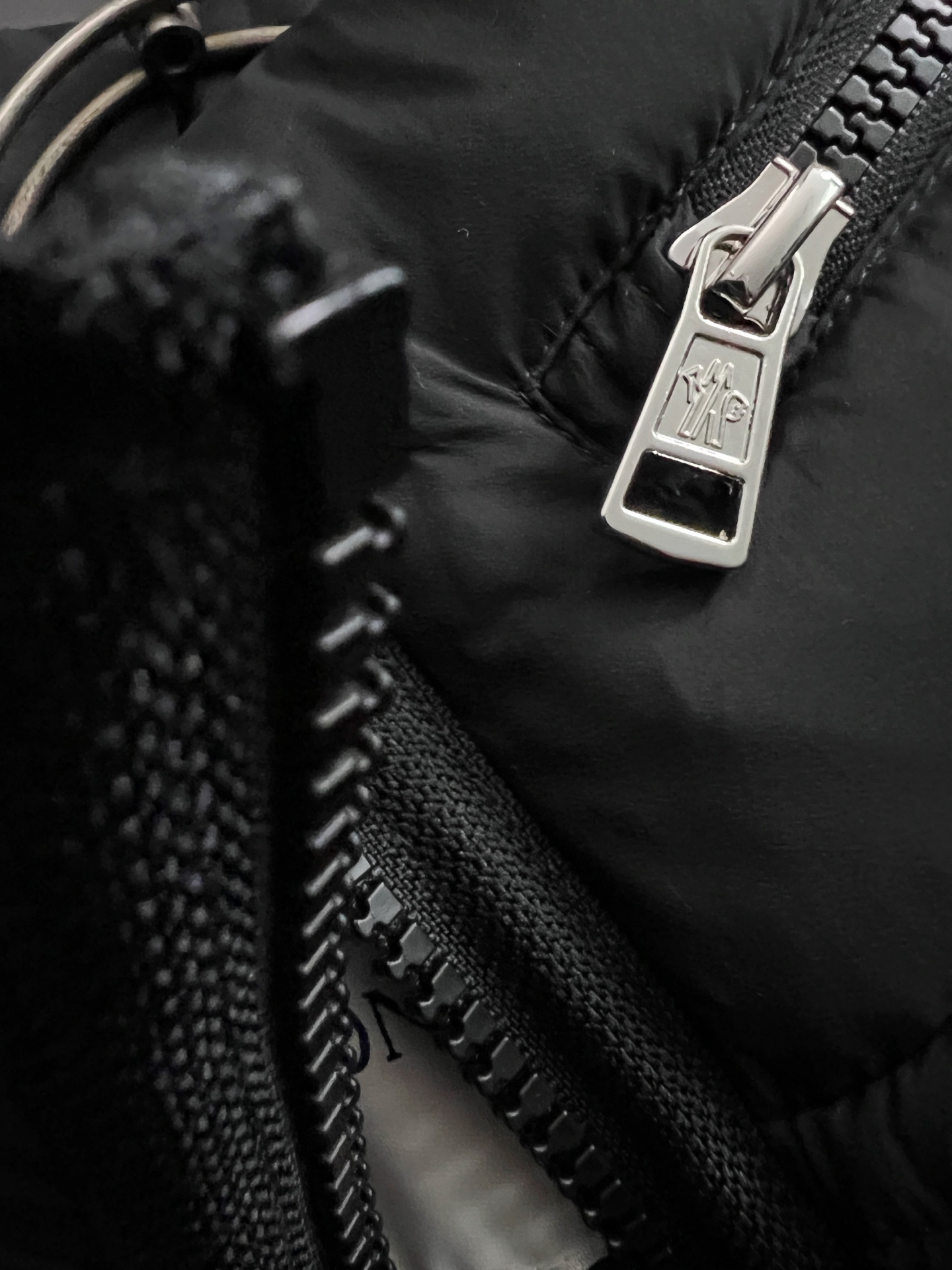 Moncler Down Jacket White Duck Down M