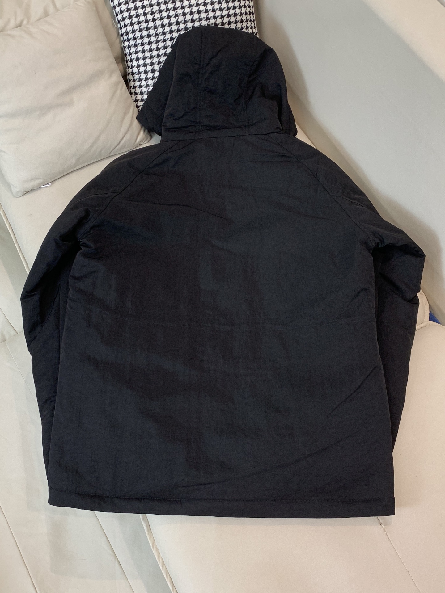Burberry Male Down Jacket White Duck Down Black Hooded