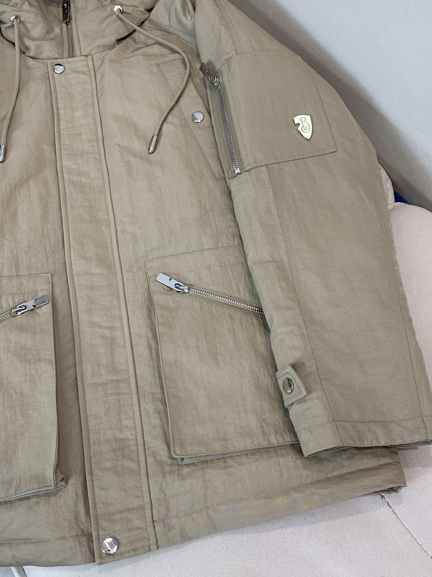 Burberry Male Down Jacket White Duck Down Black Hooded