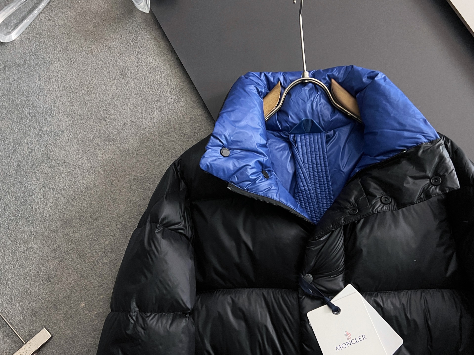 Moncler Male Down Jacket Goose Down M