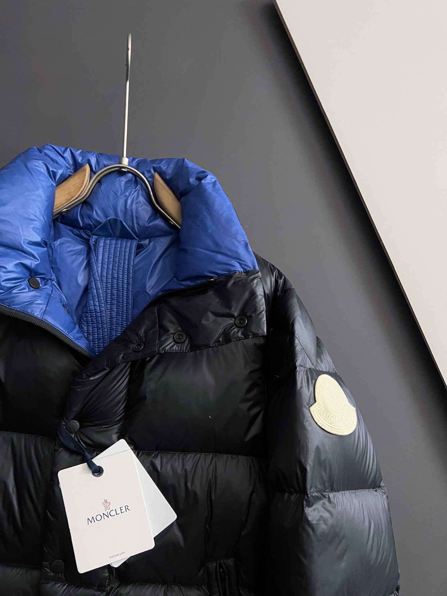 Moncler Male Down Jacket Goose Down M