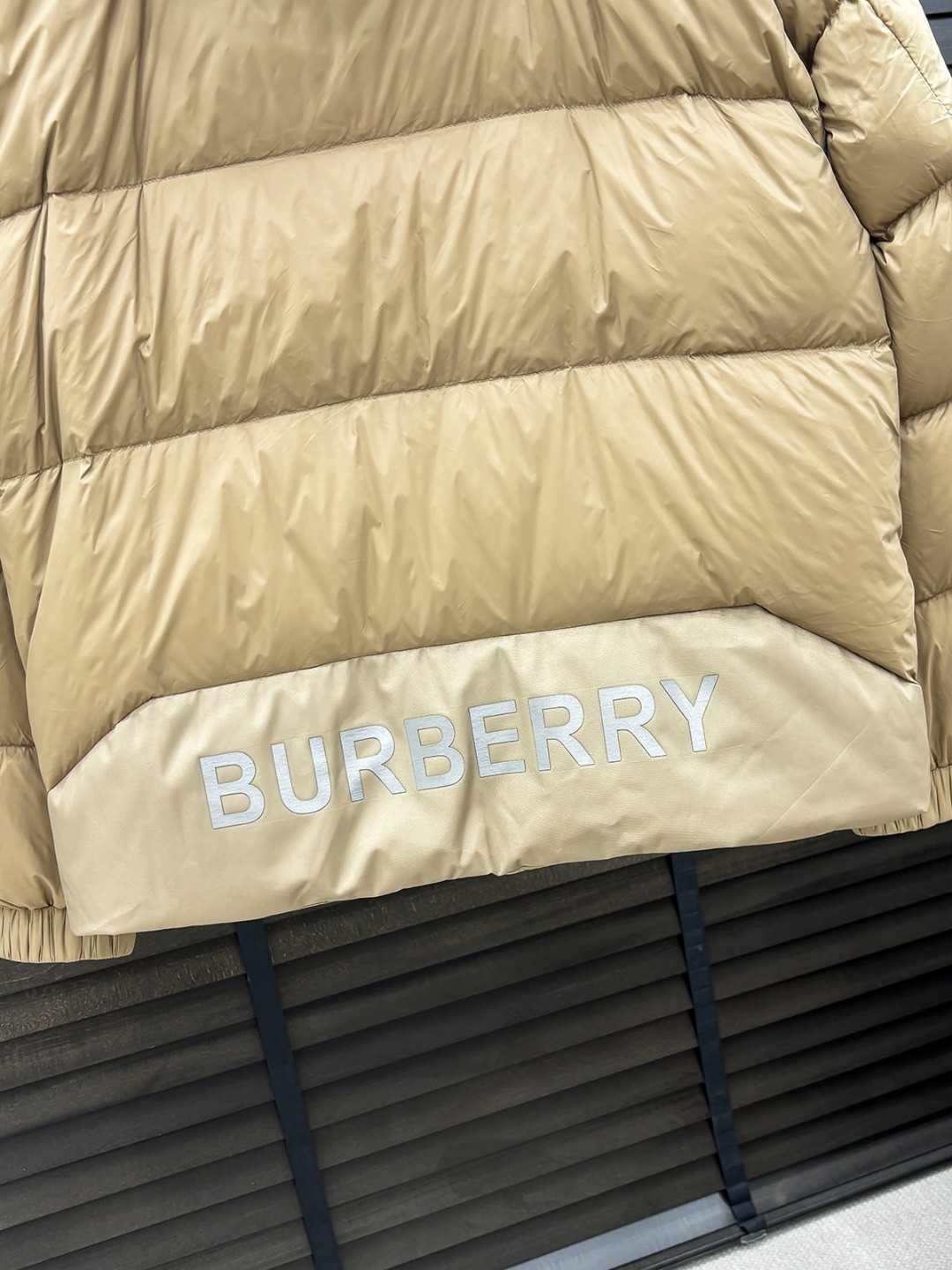 Burberry Down Jacket Goose Down M-xl
