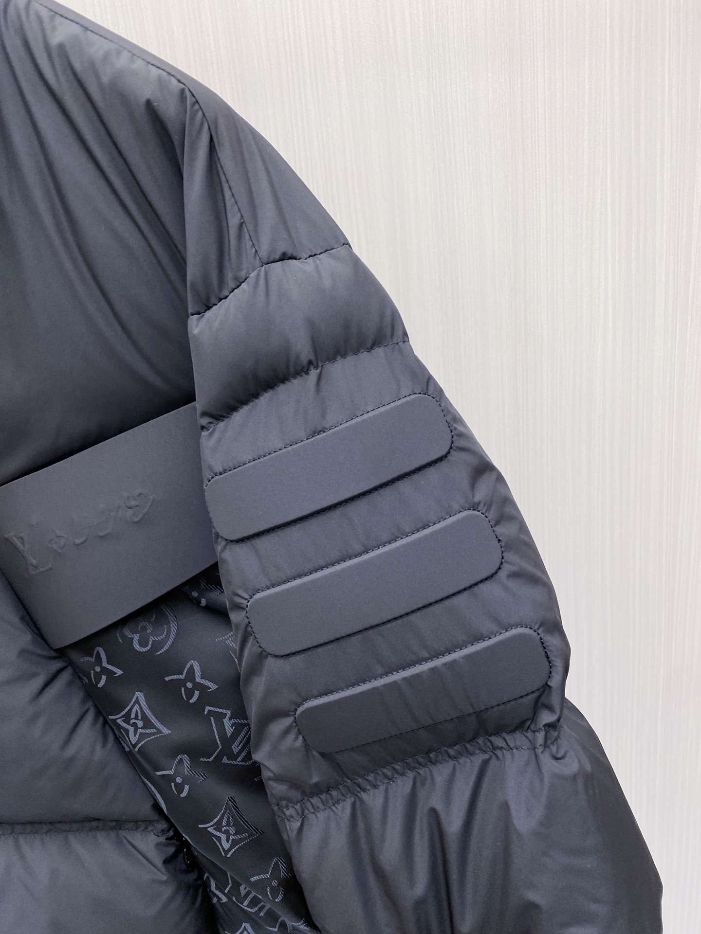 Louis Vuitton Couple Down Jacket White Duck Down M-l-xxxl