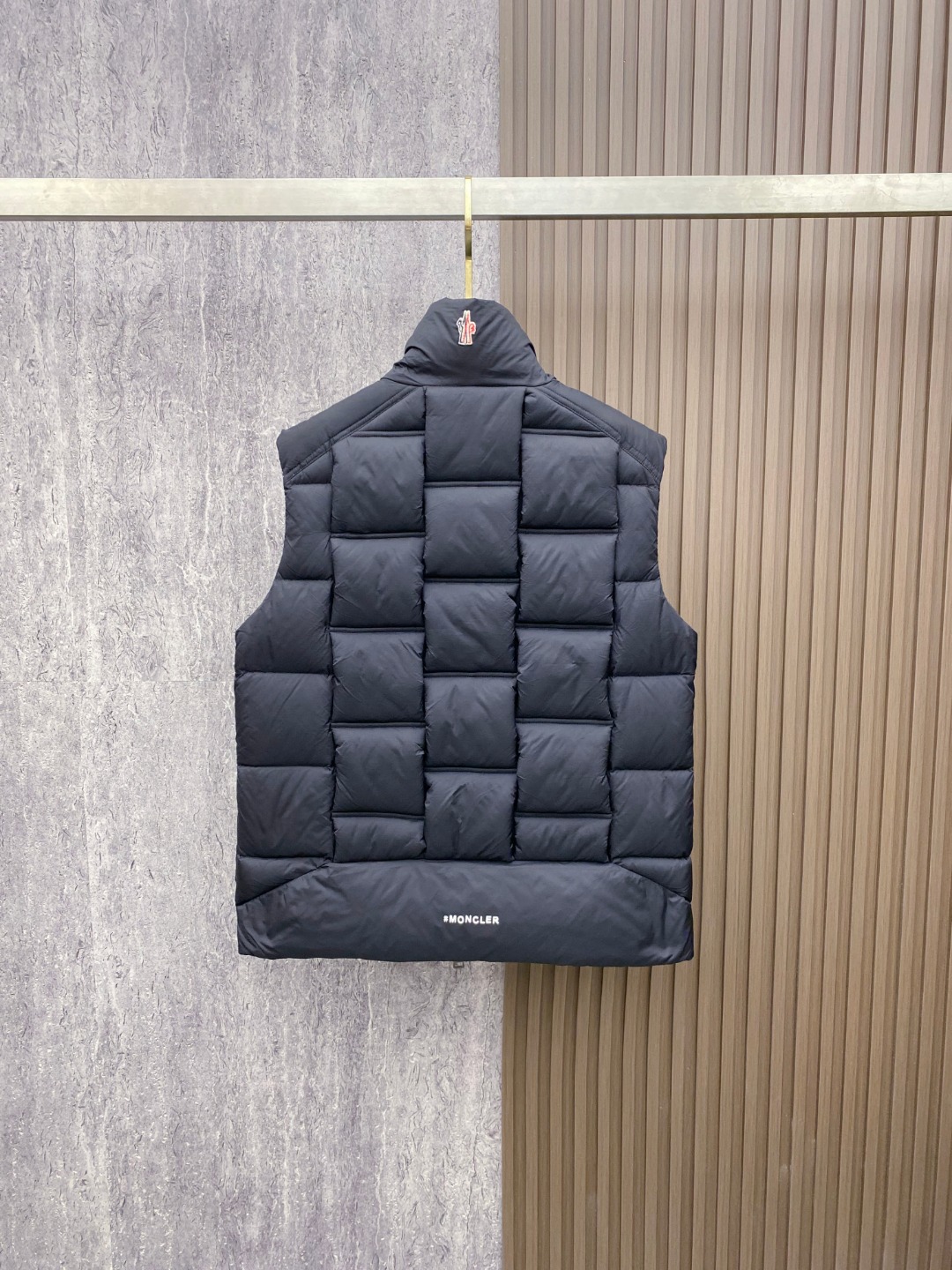 Moncler Down Vest White Duck Down Black M-l